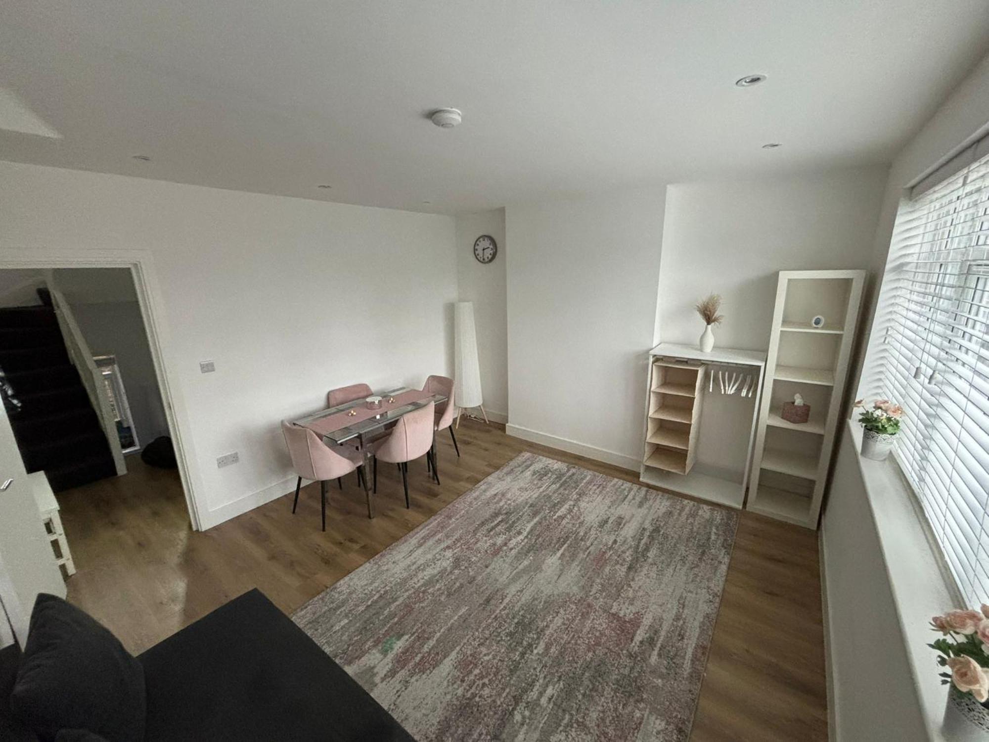 Beatiful 3 Bedroom Near Tower Bridge *