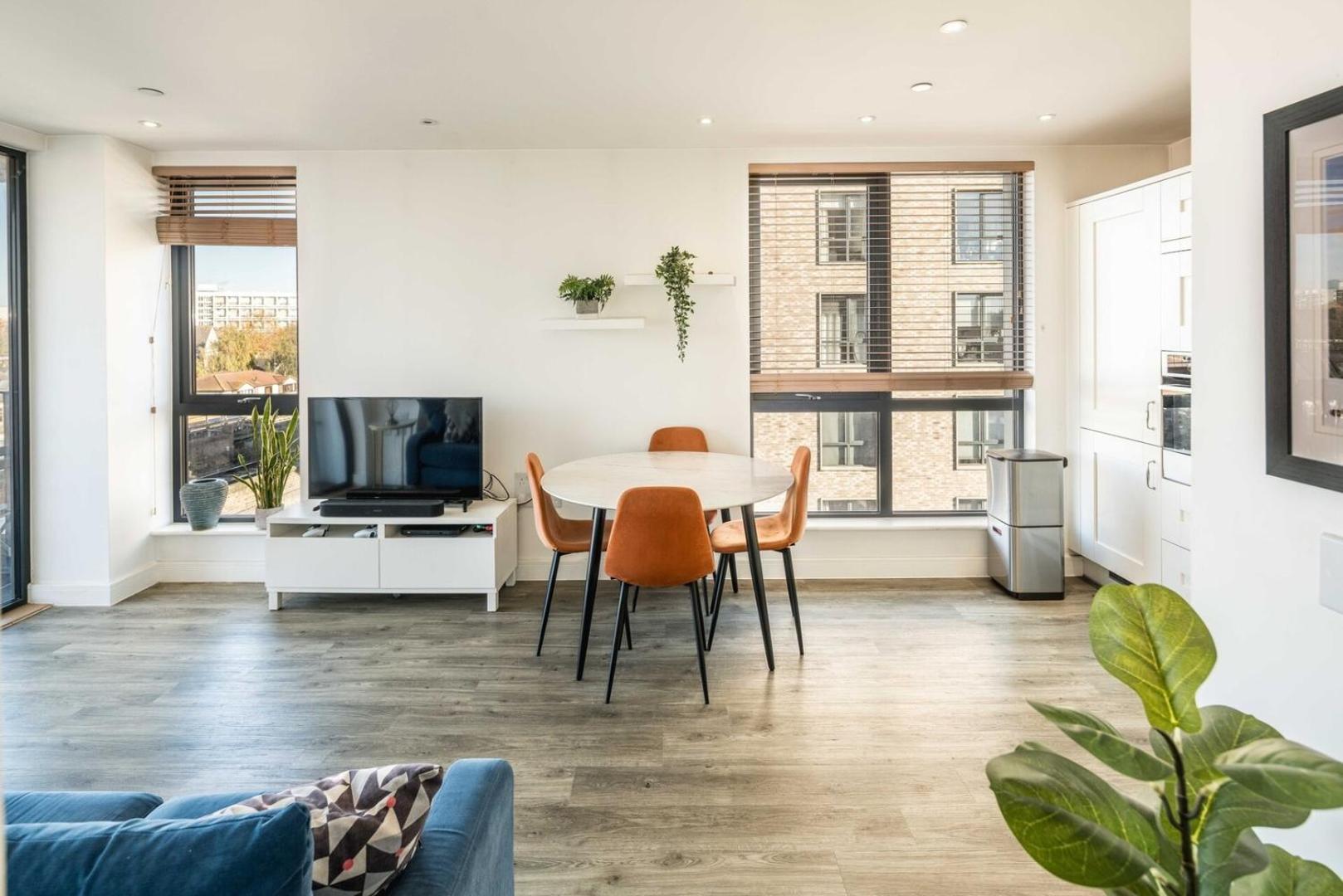 Modern 1-bed Flat In Brixton * Londen