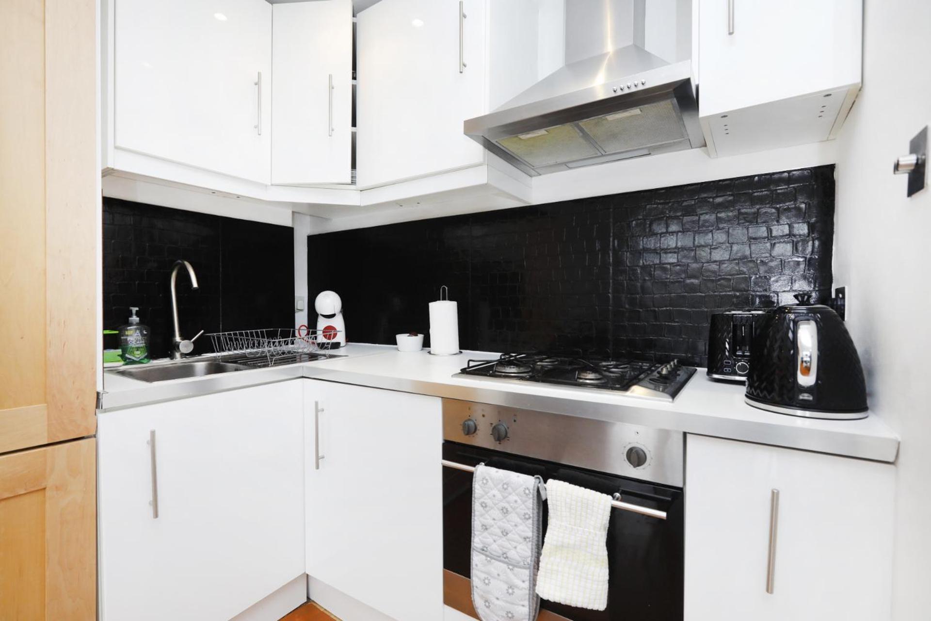 Beautiful 2 Bed 2 Bath - Notting Hill London