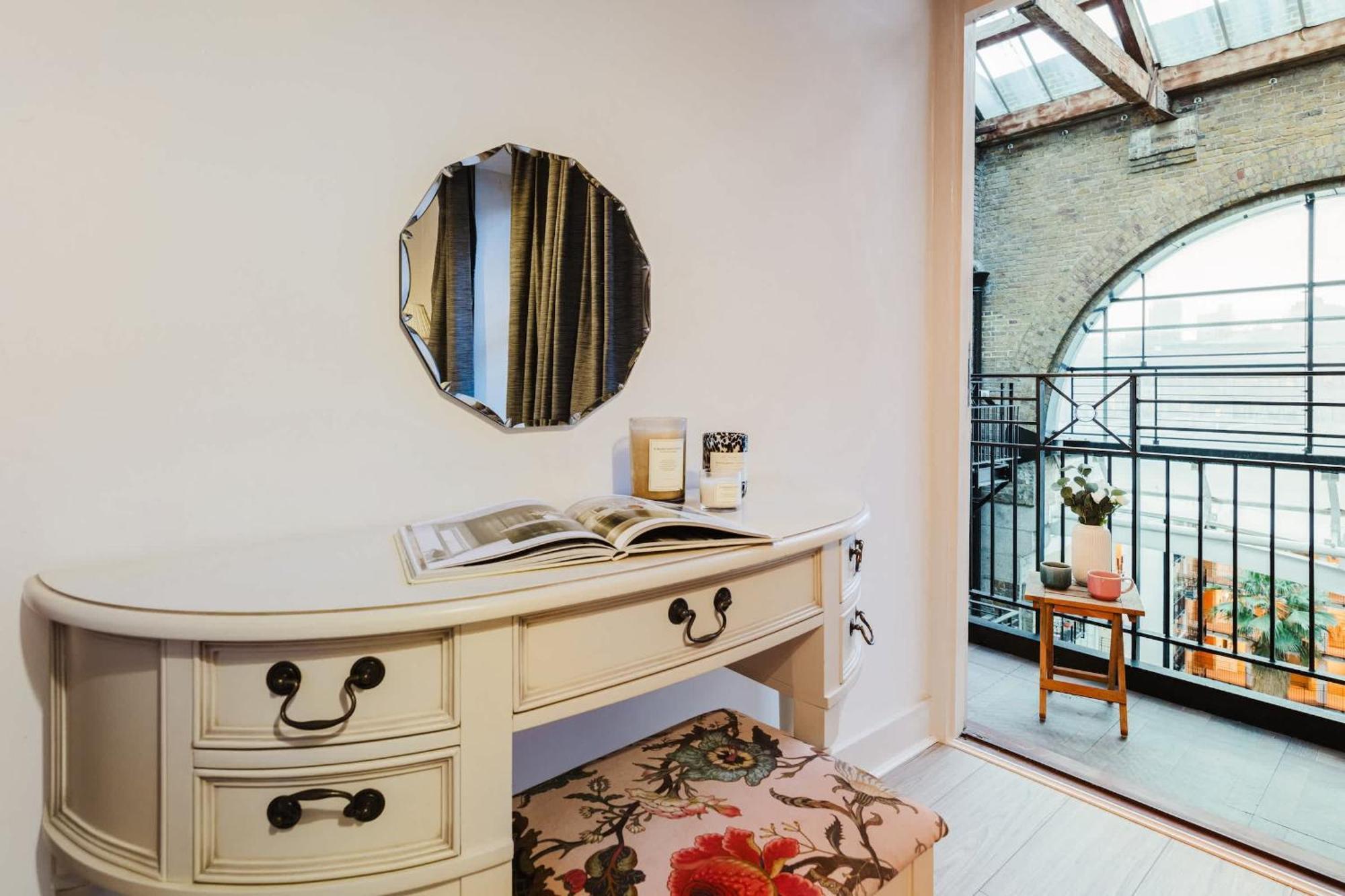 Apartamento Heart Of The With Balcony - Thames - St Paul's - Cityapartmentstay Londres