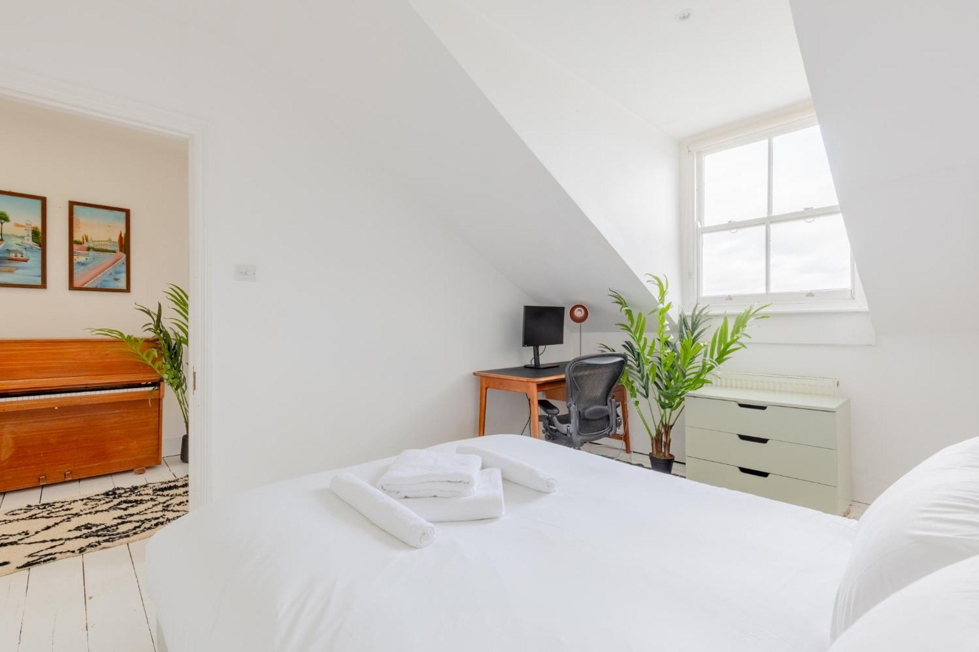 Elegant 2bd Flat Near Regent's Park London