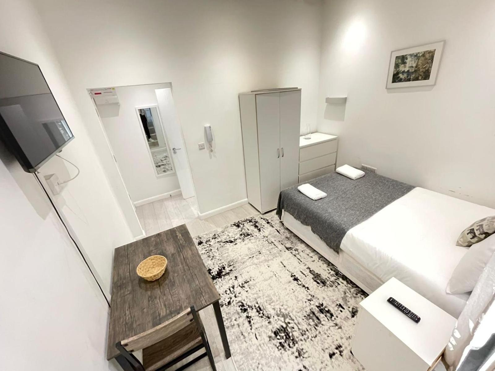 Aparthotel Smart Homes