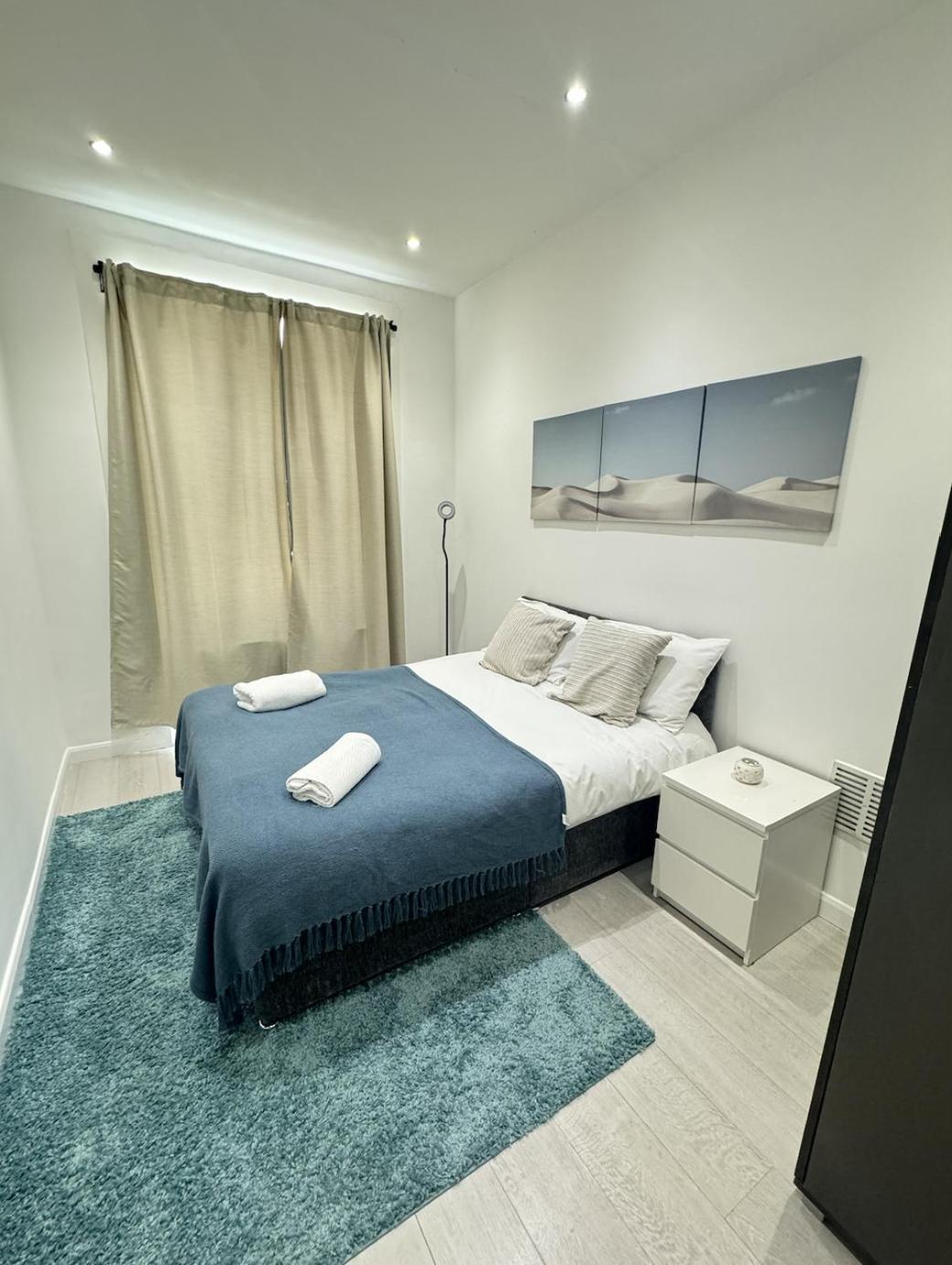 Smart Homes * London