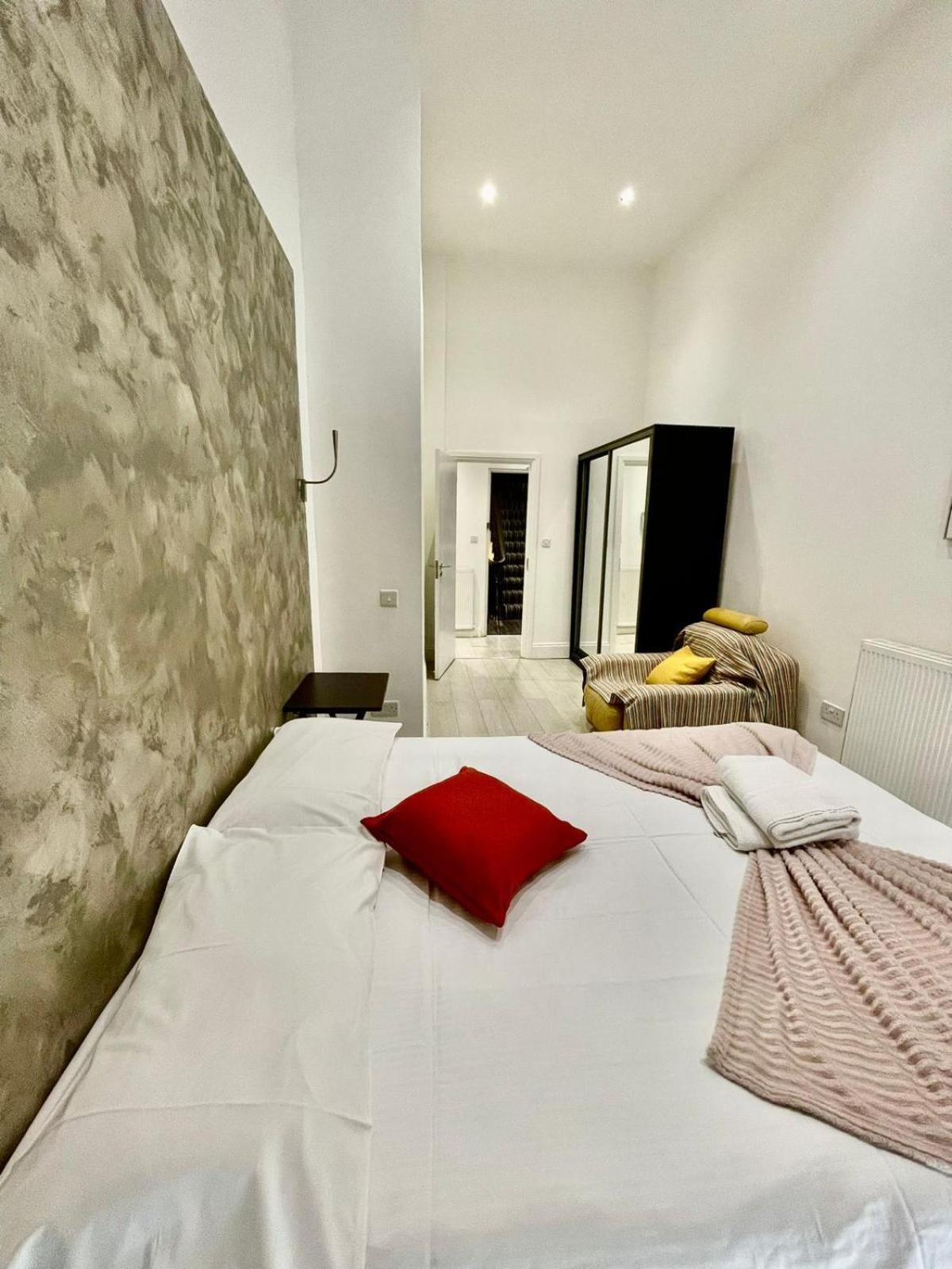 Smart Homes * London