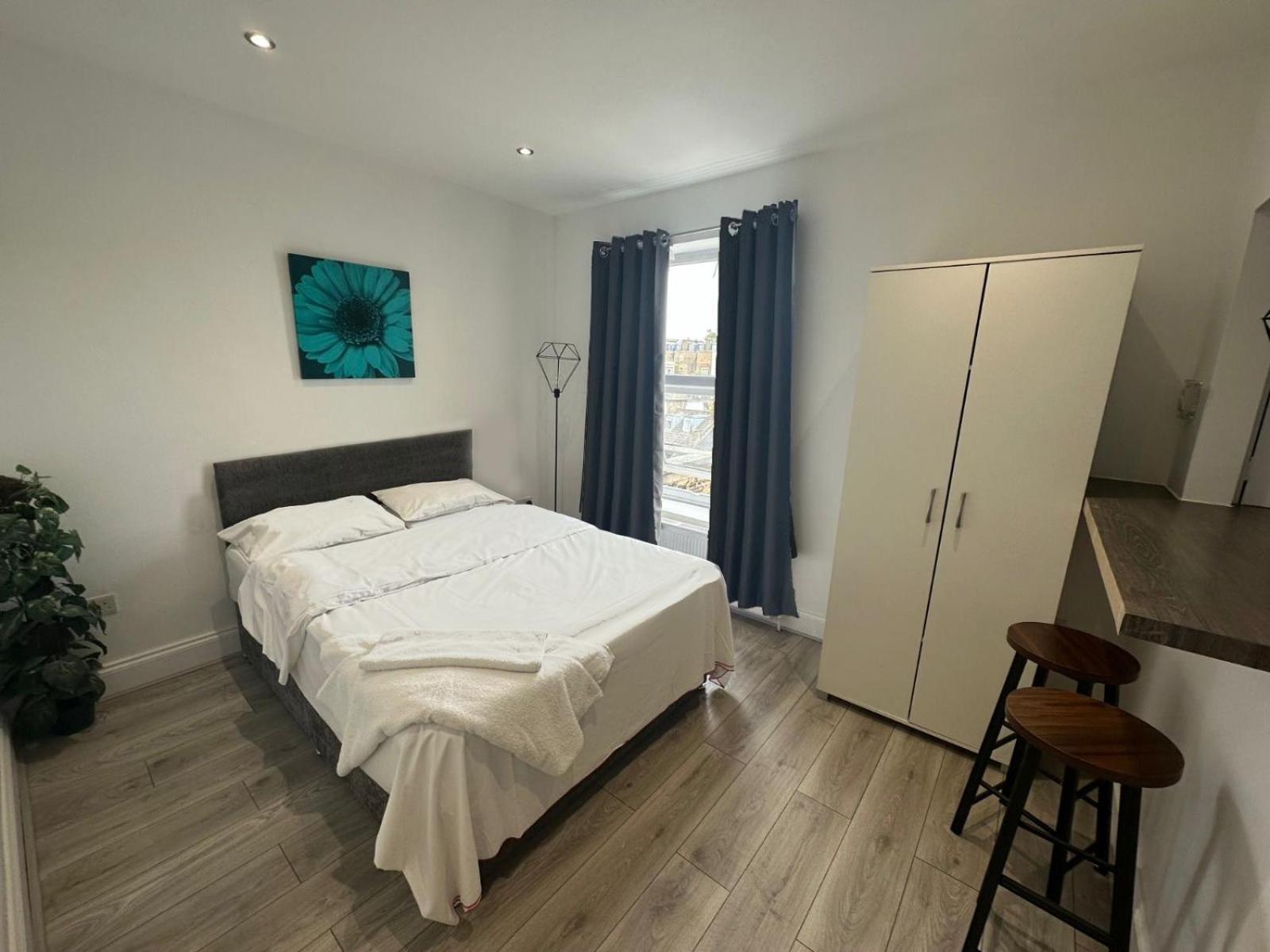Aparthotel Smart Homes *