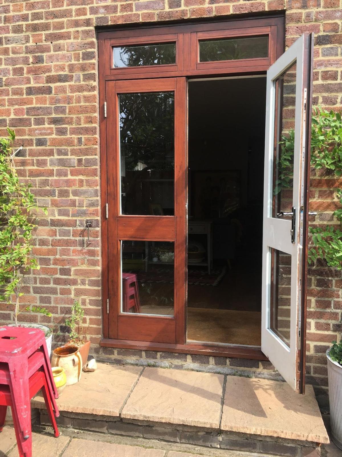 Spacious Stylish Family Flat Victoria Park With A Very Friendly Cat