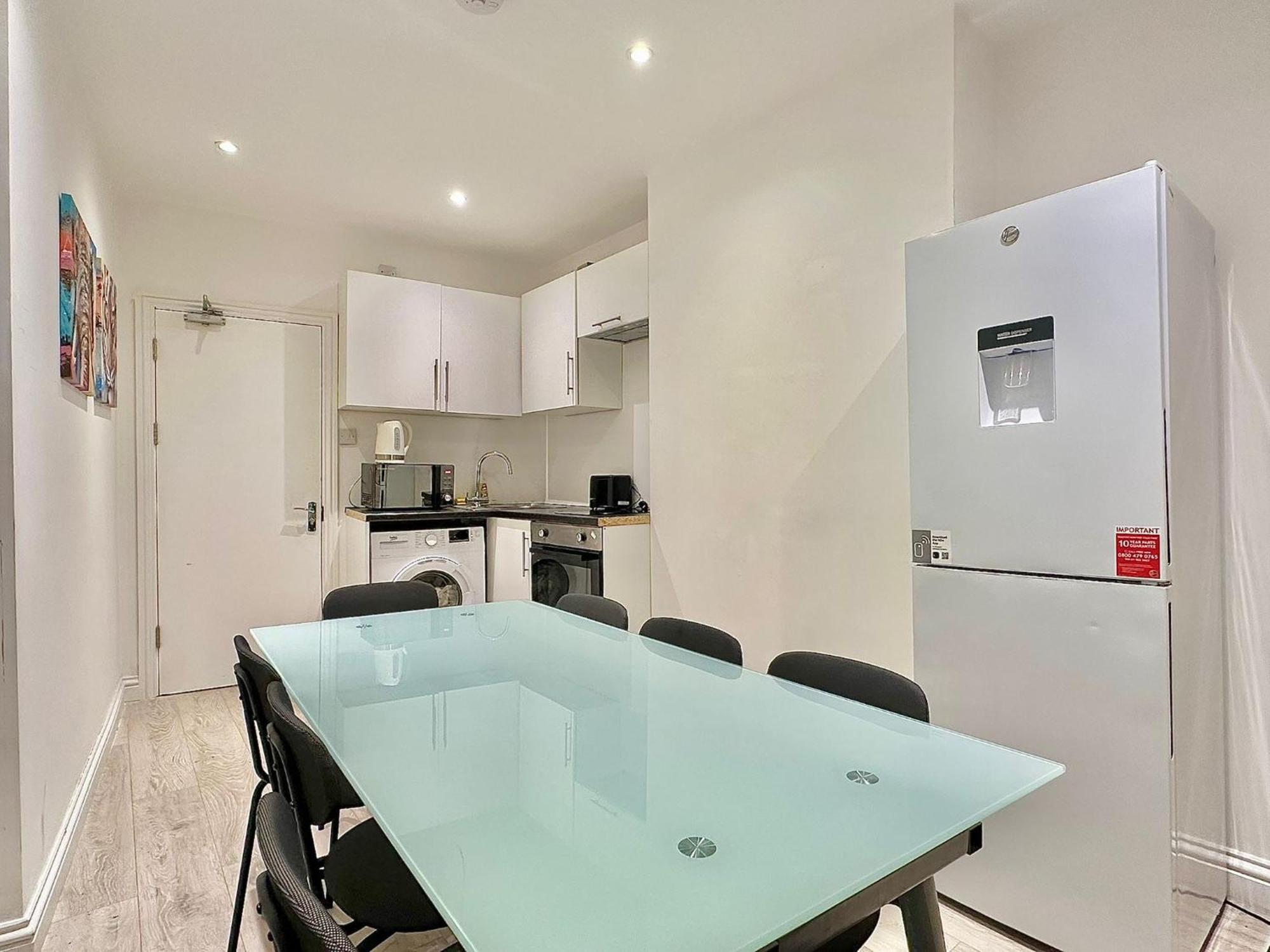 Large House In Chelsea * London