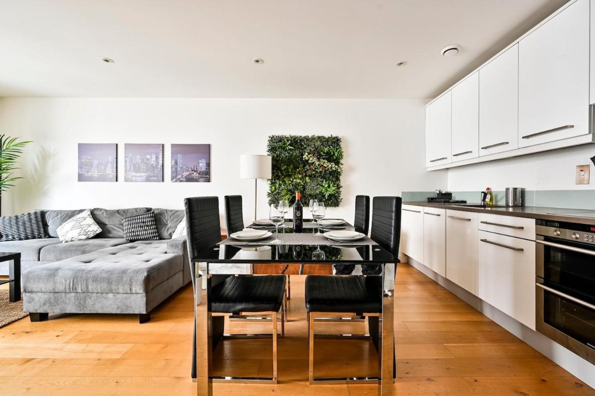 Leilighet Luxury 3 Bed Next Victoria Station