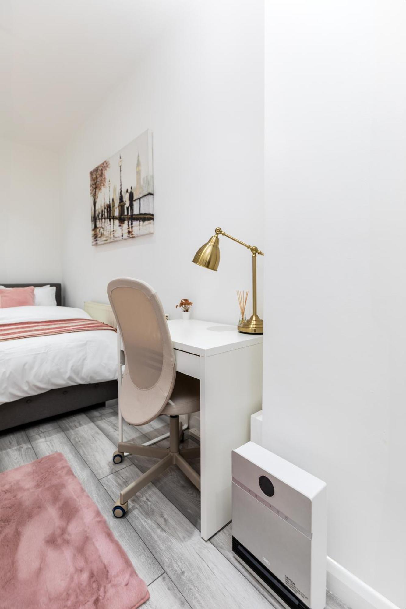 Deluxe - Airport & Excel Ideal For Long * Londen