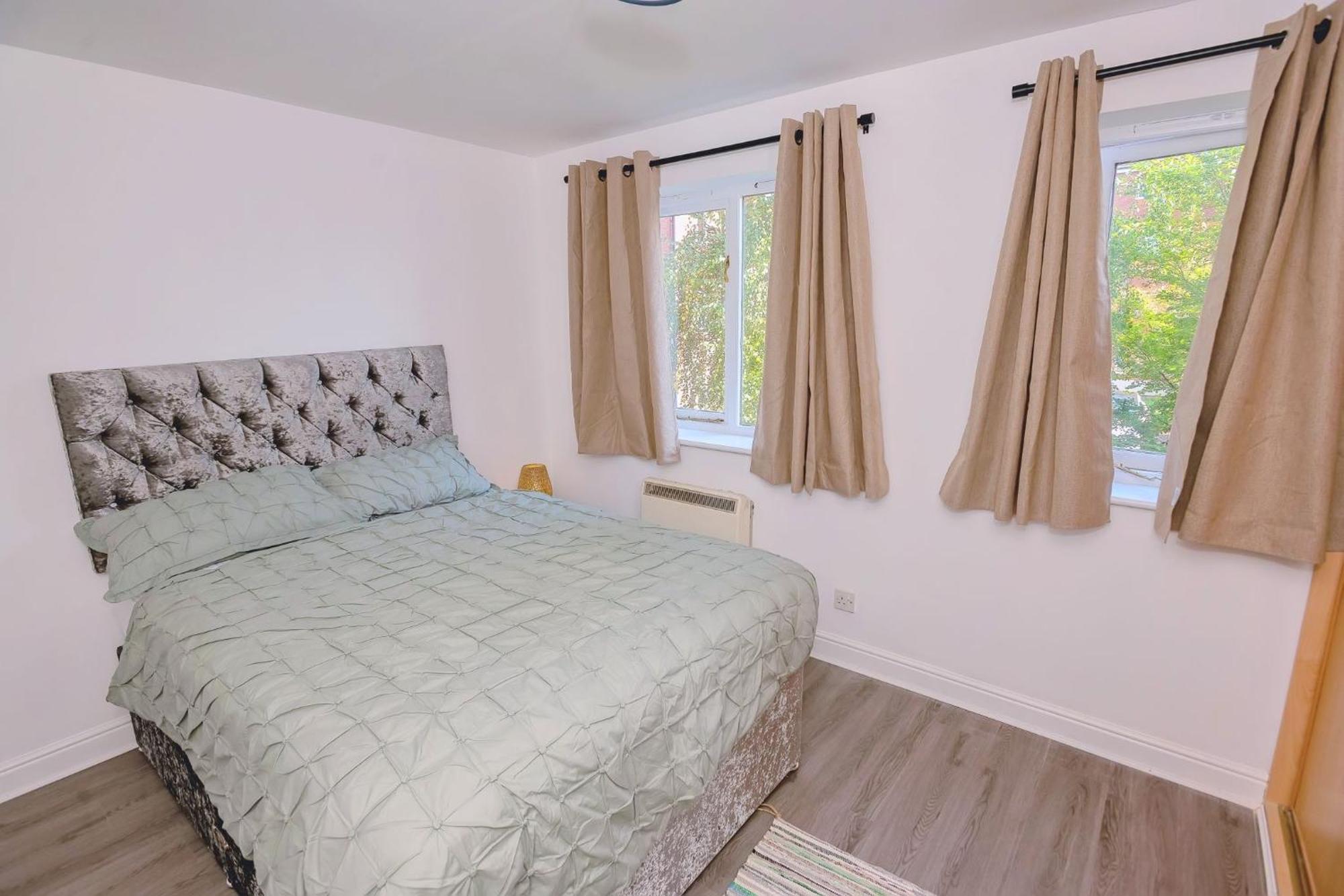 Bright Apartment London