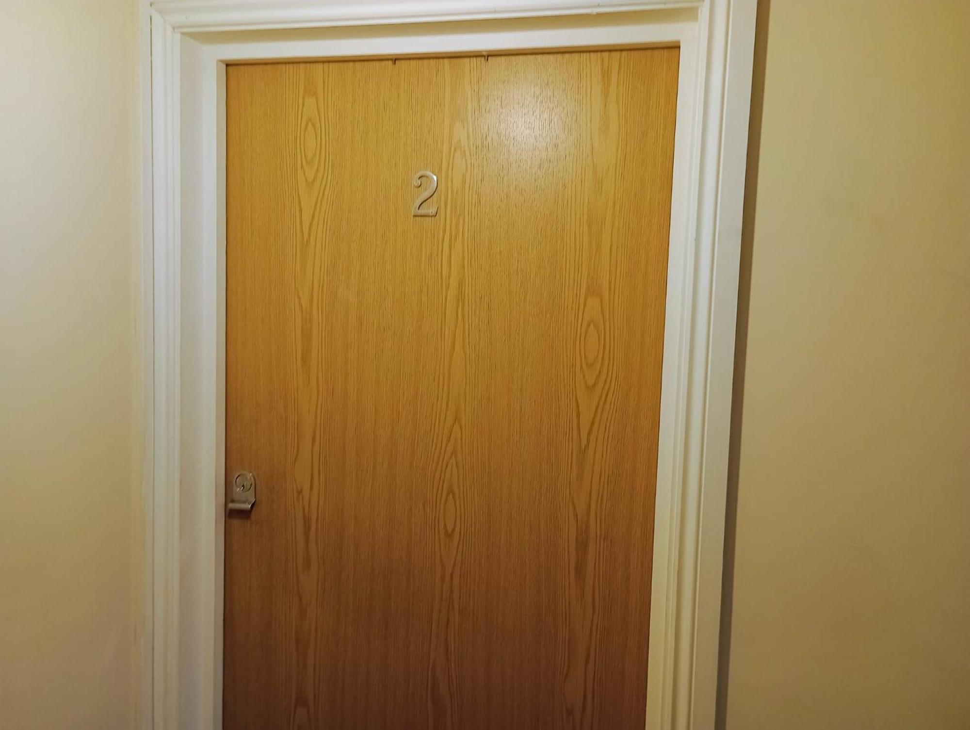 Apartment 1- Bedroom Flat In London, Sleeps 4, Good Transport Link *