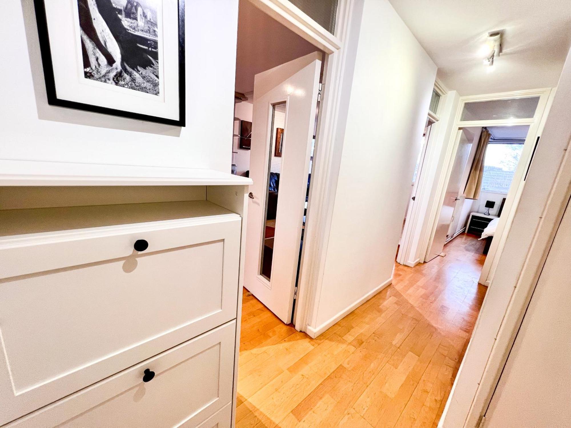 Great River Thames View Entire In The Most Central Apartahotel *