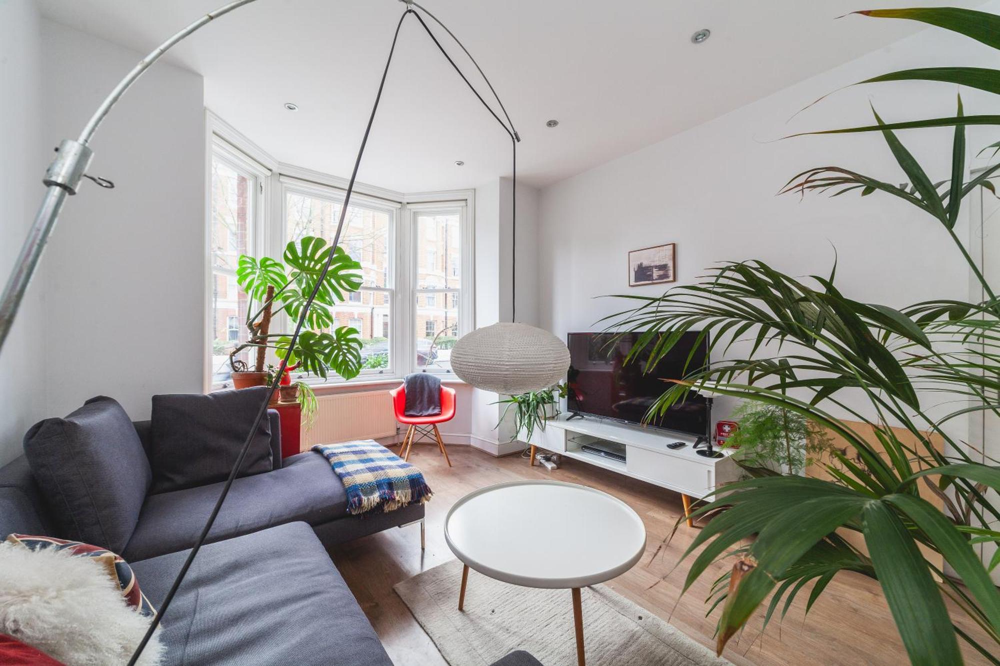 Lovely 1br Flat In Victorian Mansion In Battersea London