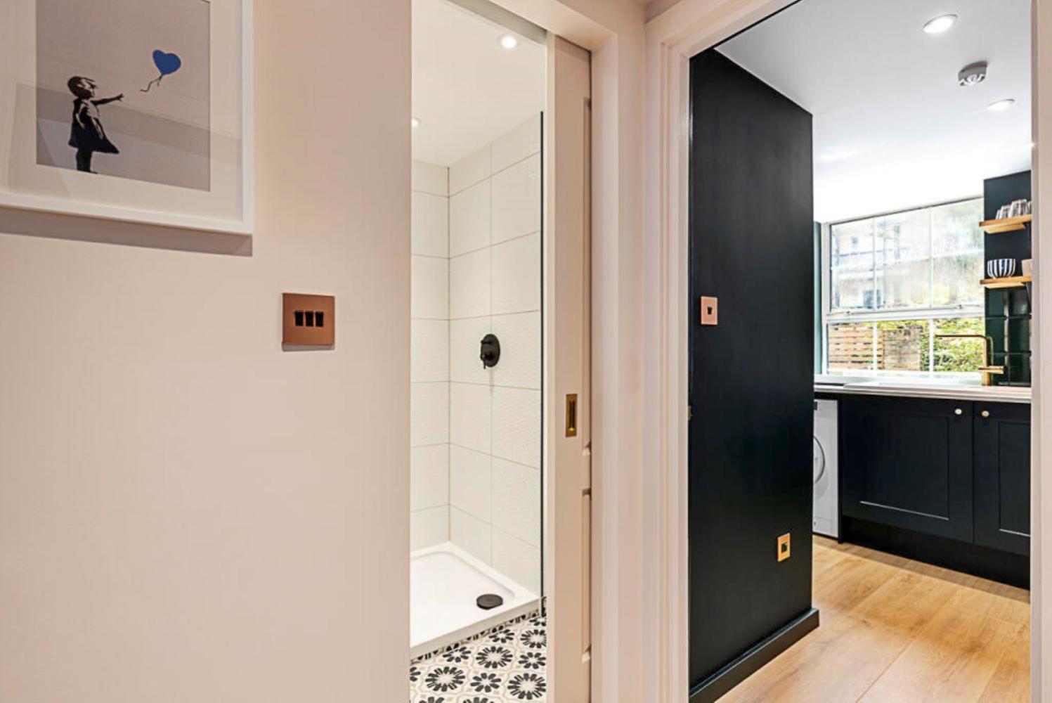 Shoreditch Cosy Sleeps 6 * London