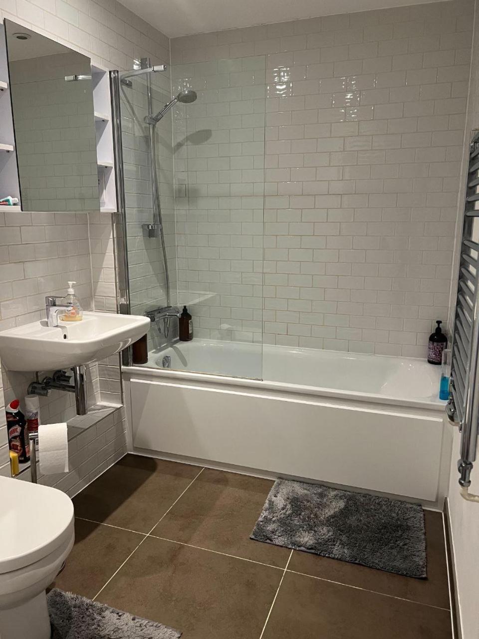 Modern Hi-rse 1bedroom Apartment London