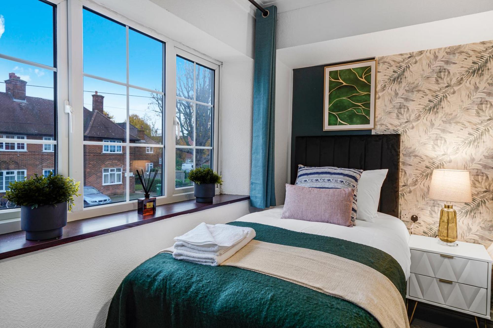 Boutique Shepherds Bush Abode-Garden-Sleeps 12 Ferienhaus *