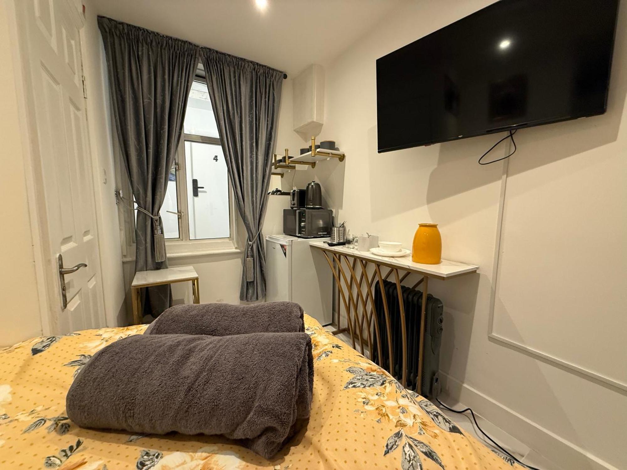 Accommodatie bij particulieren Luxury In Victoria, 7 Minutes Walk To Victoria Station, 2 Londen