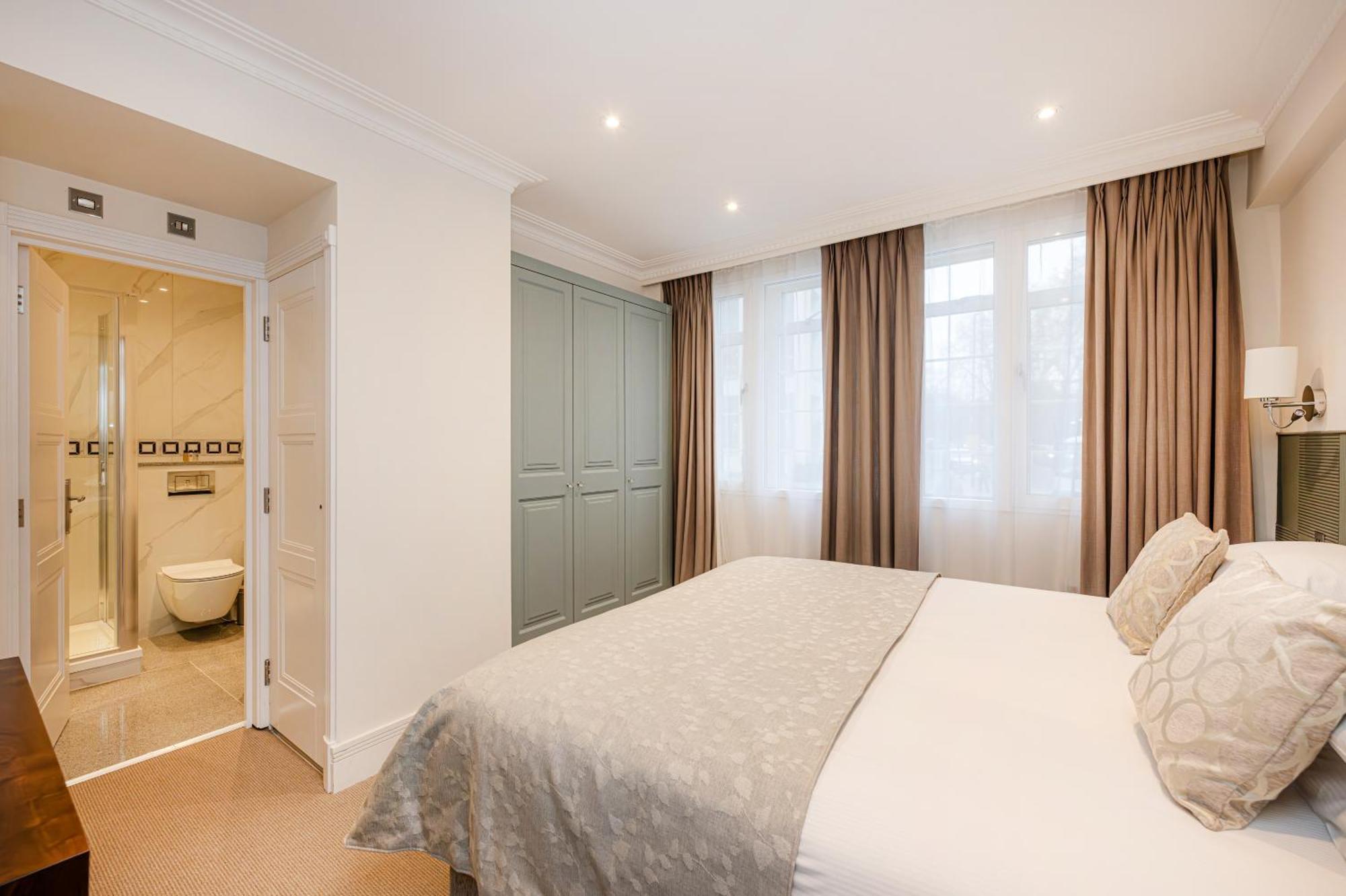 Fountain House - 5* London