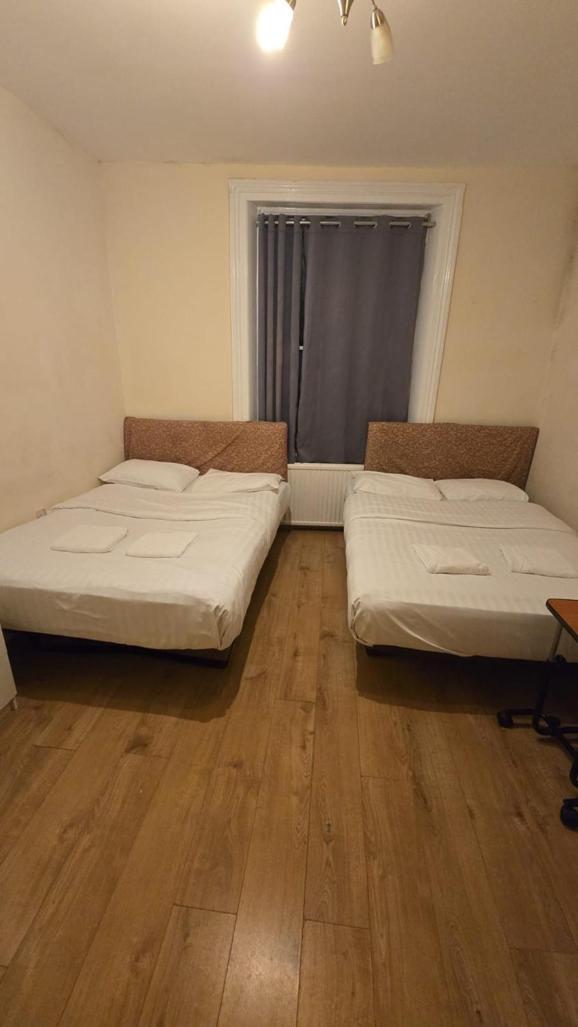 Guest house Anwar House 2*