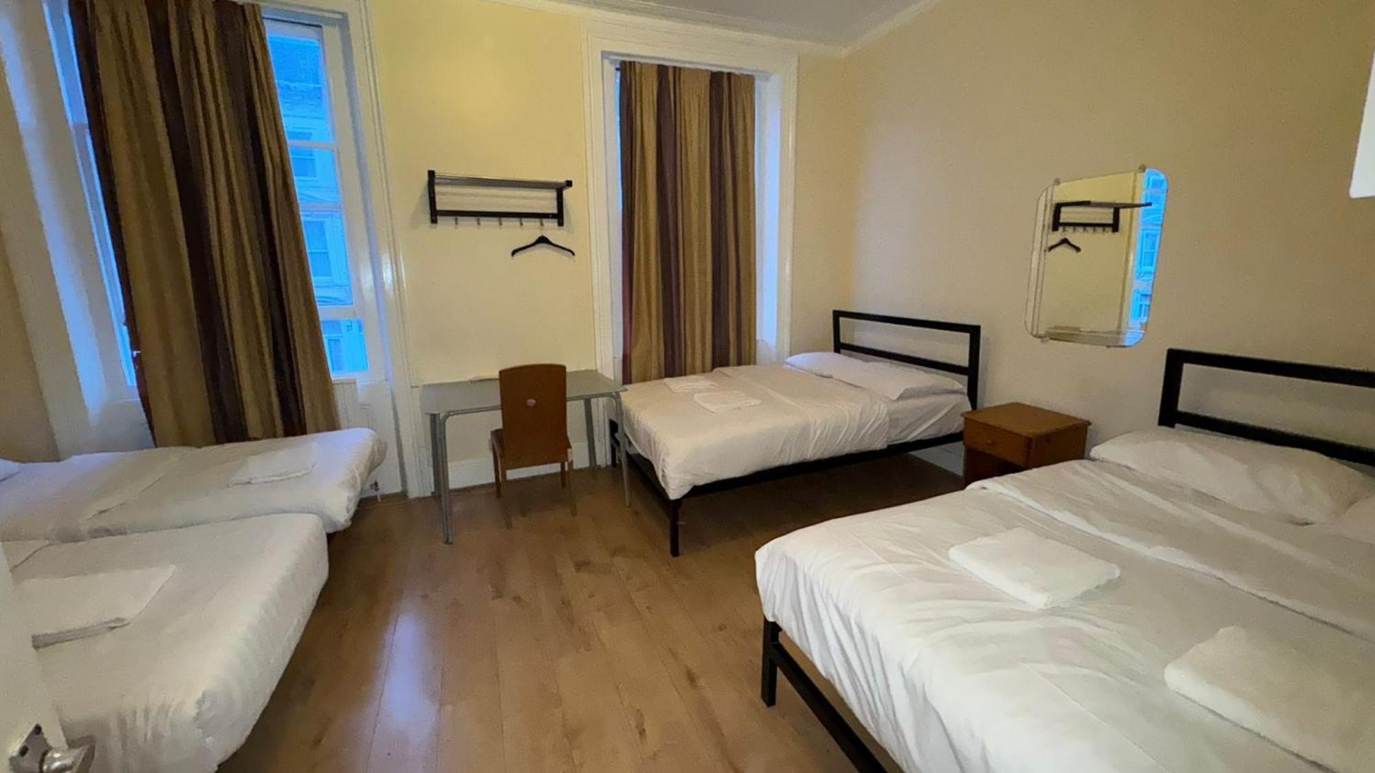 Guest house Anwar House London