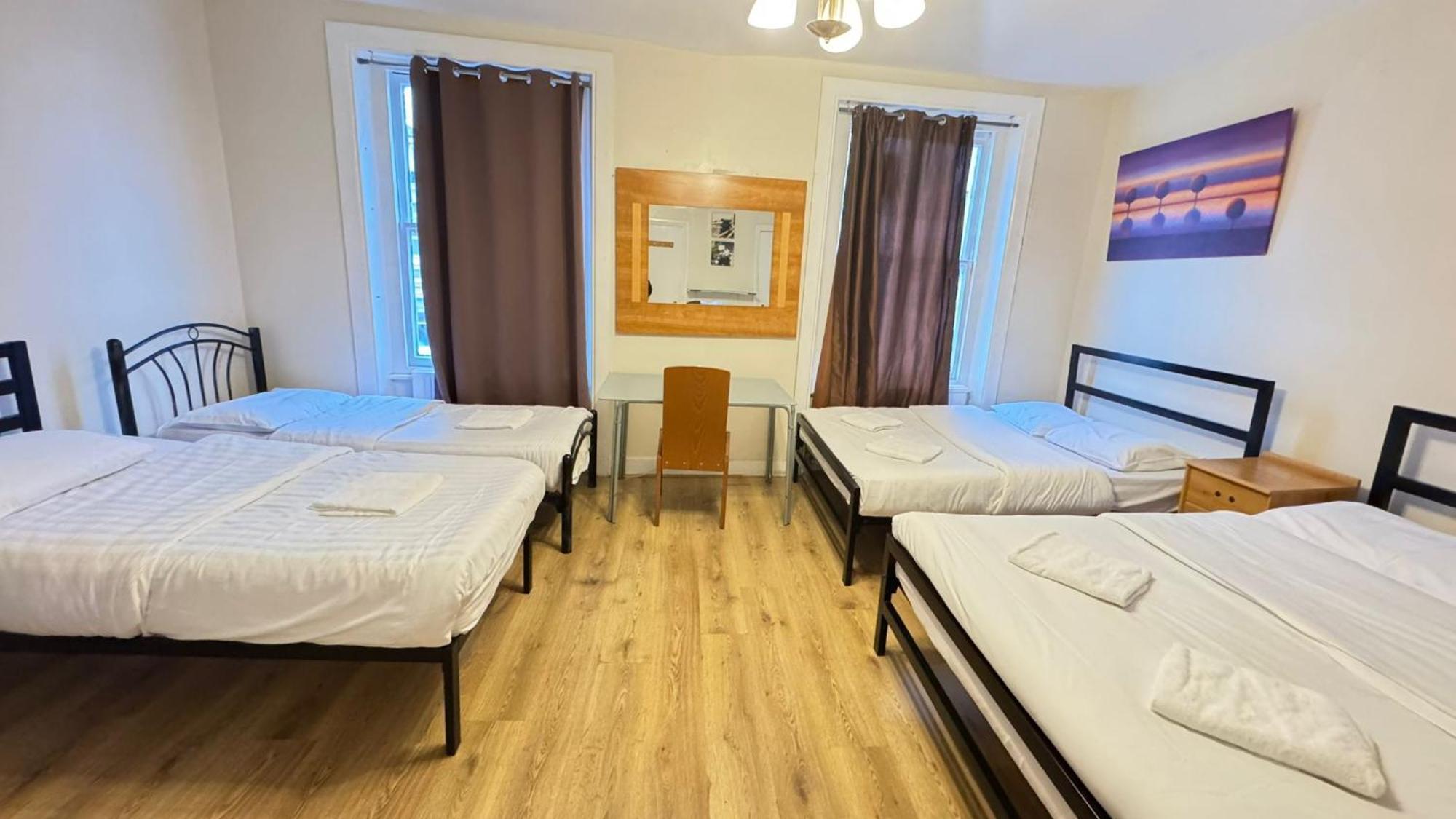 Guest house Anwar House 2*