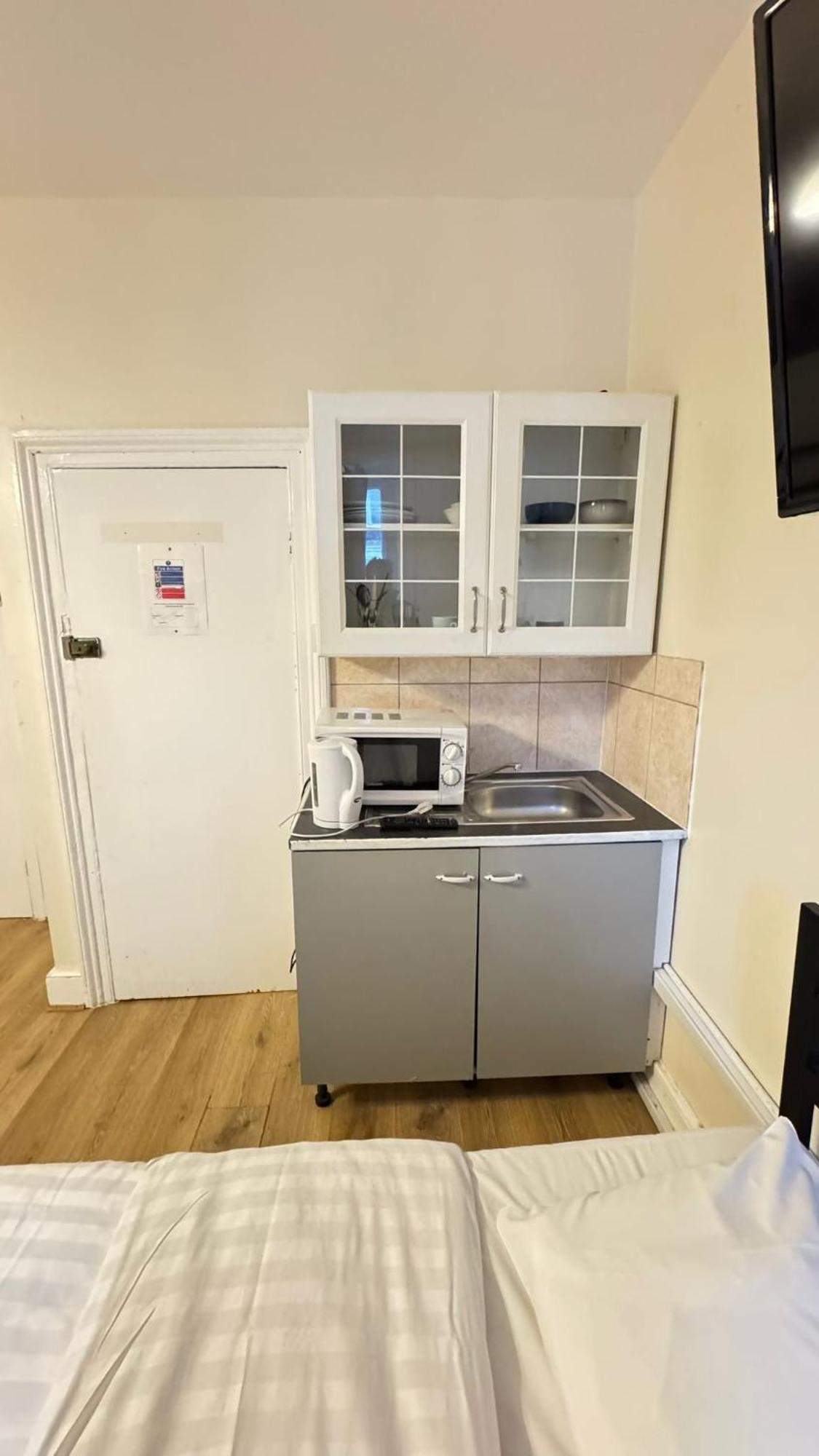 Anwar House Guest house London