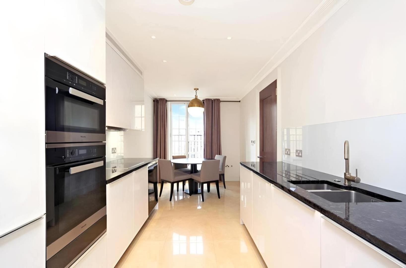 4 Million Pound Large Mayfair Sleeps 6 Londres