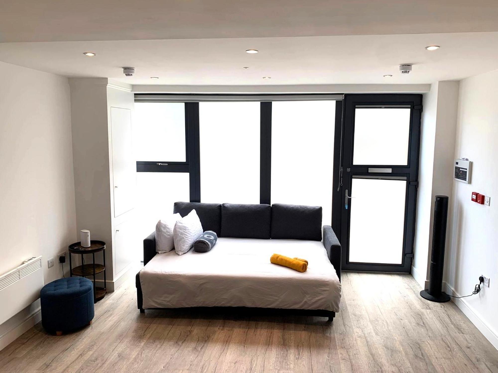 Sleek Flat Near Highbury & Islington Station Apartment London