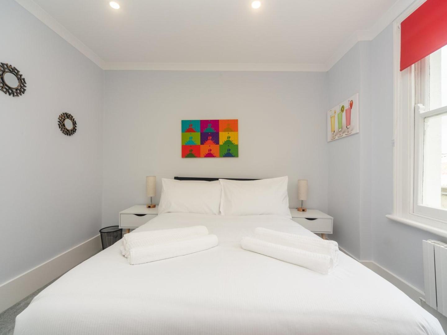 Apartment Clapham Art London