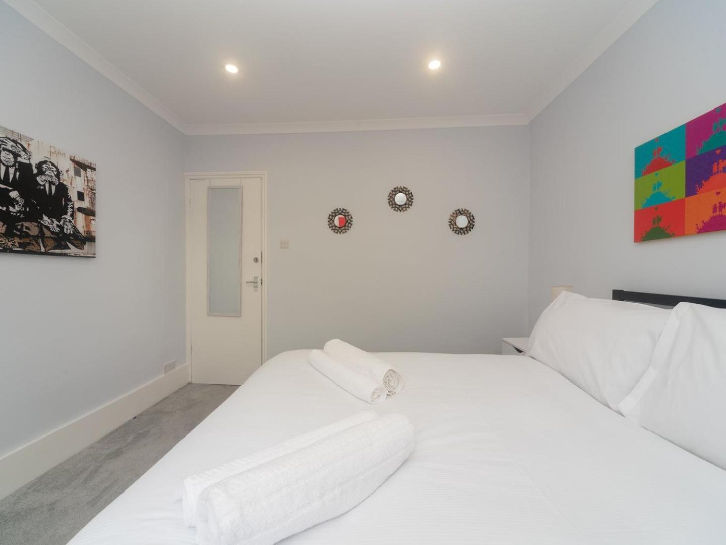 Clapham Art London