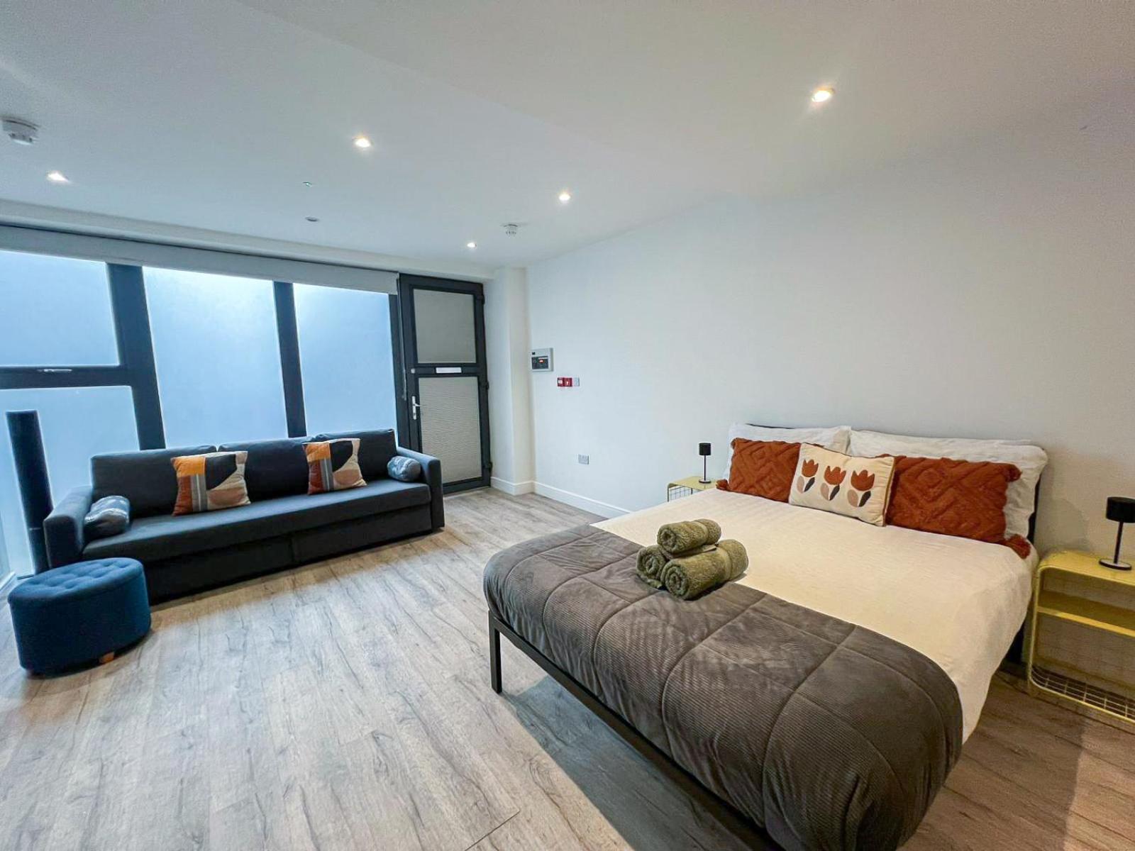 Sleek Flat Near Highbury & Islington Station Apartment *
