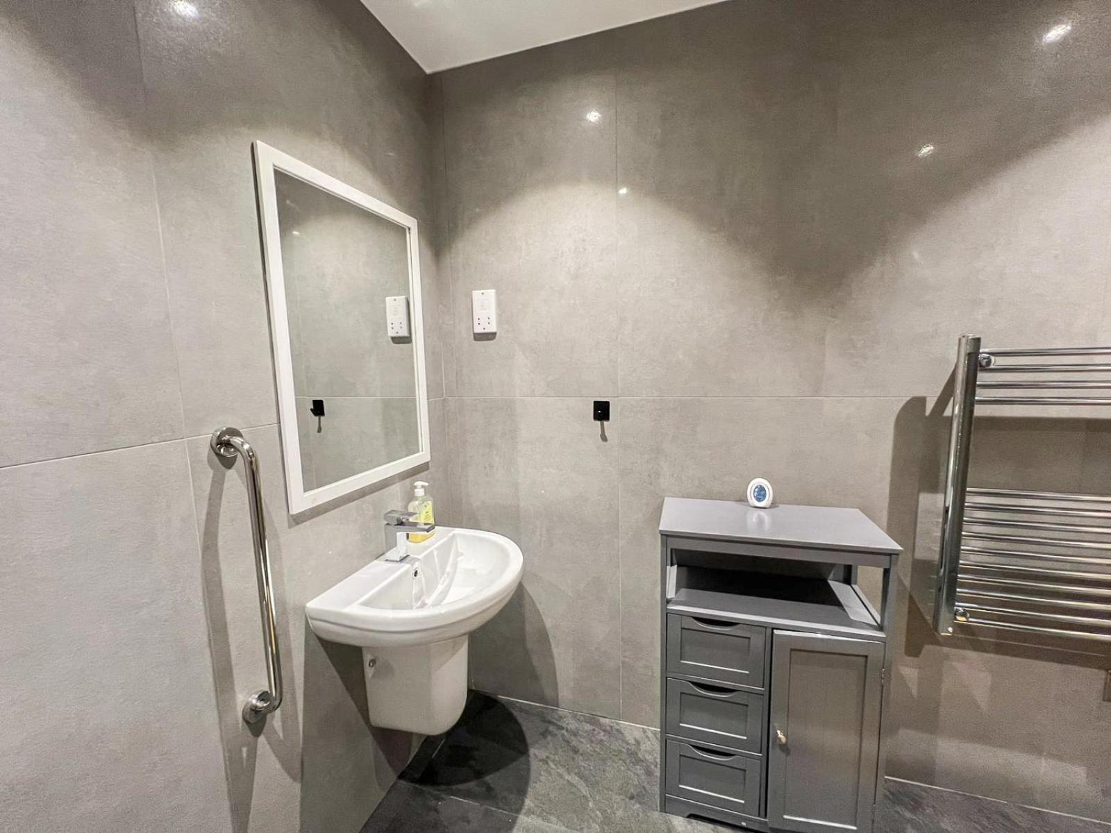 Apartment Sleek Flat Near Highbury & Islington Station London