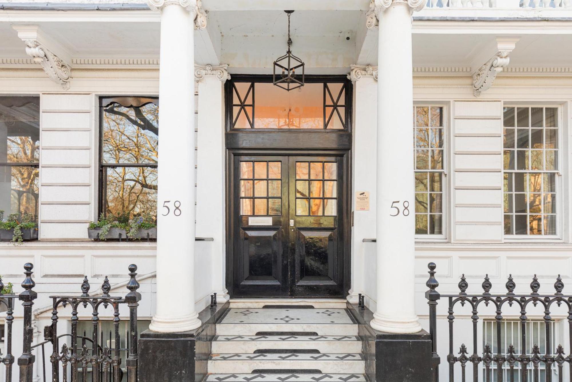Modern Two Bed Two Bath Flat In Kensington - Knightsbridge Apartment *