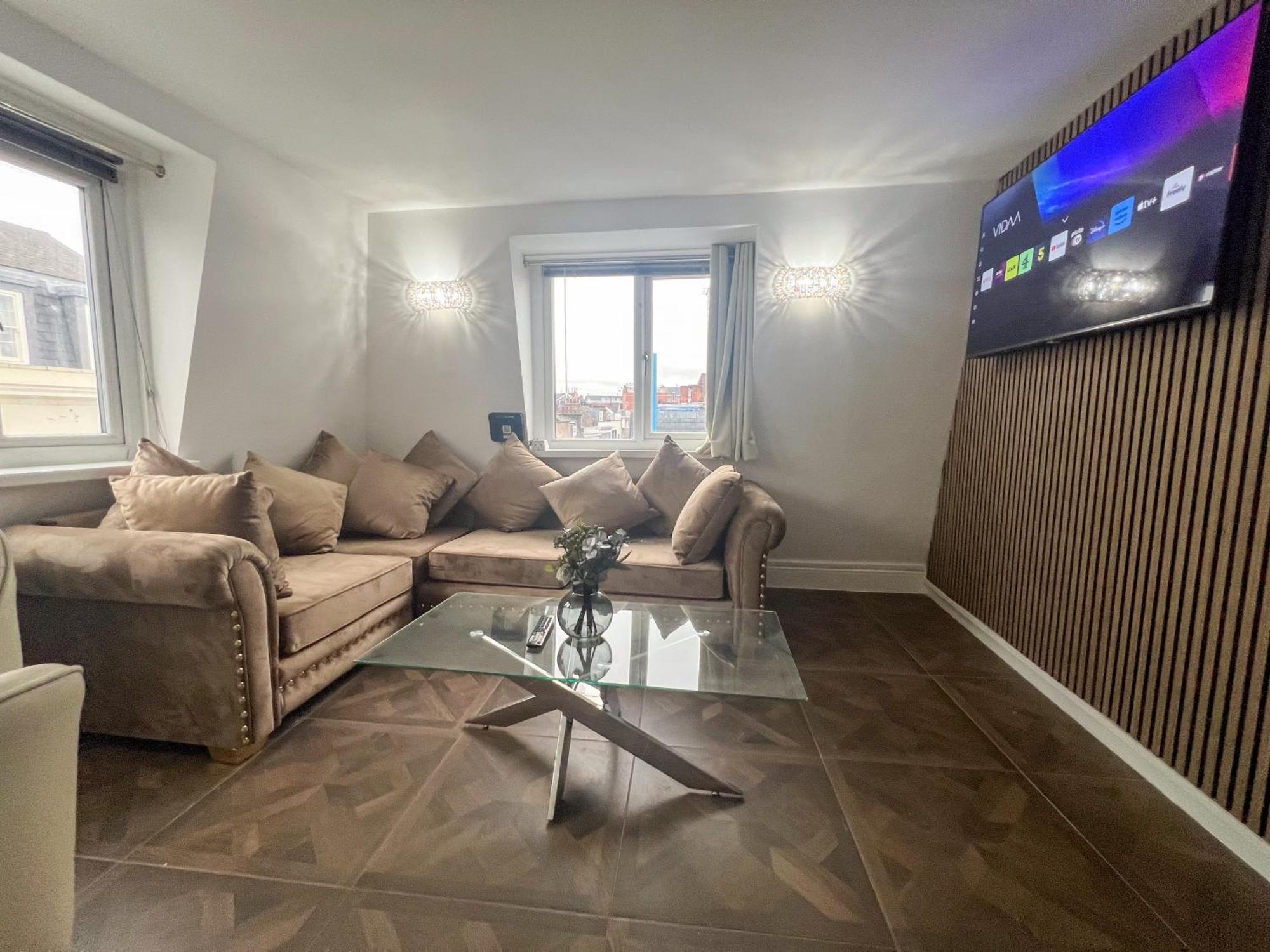 Stylish 2 Bedroom In The Heart Of Soho Gs5 Apartment *