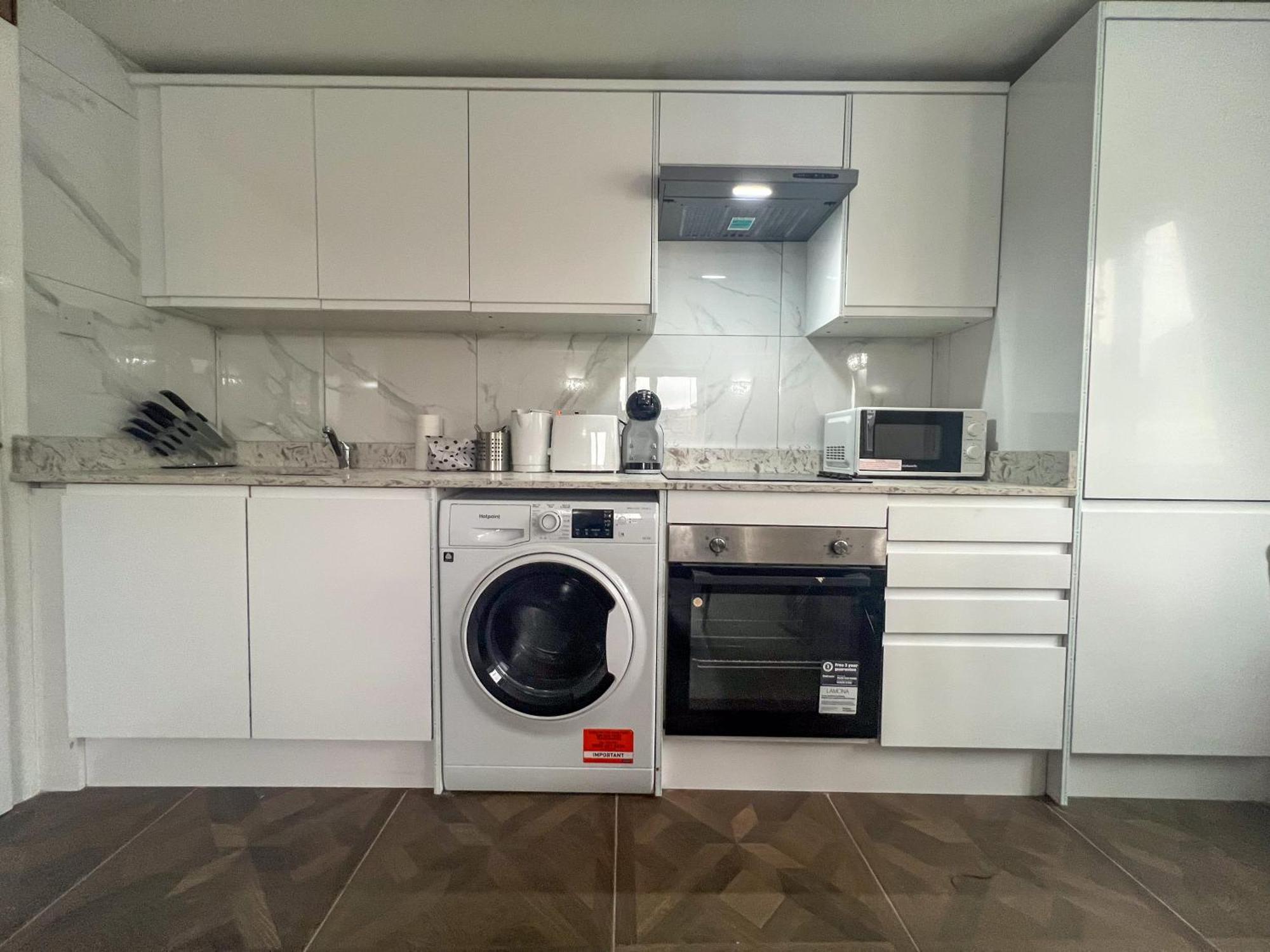 Stylish 2 Bedroom In The Heart Of Soho Gs5 *
