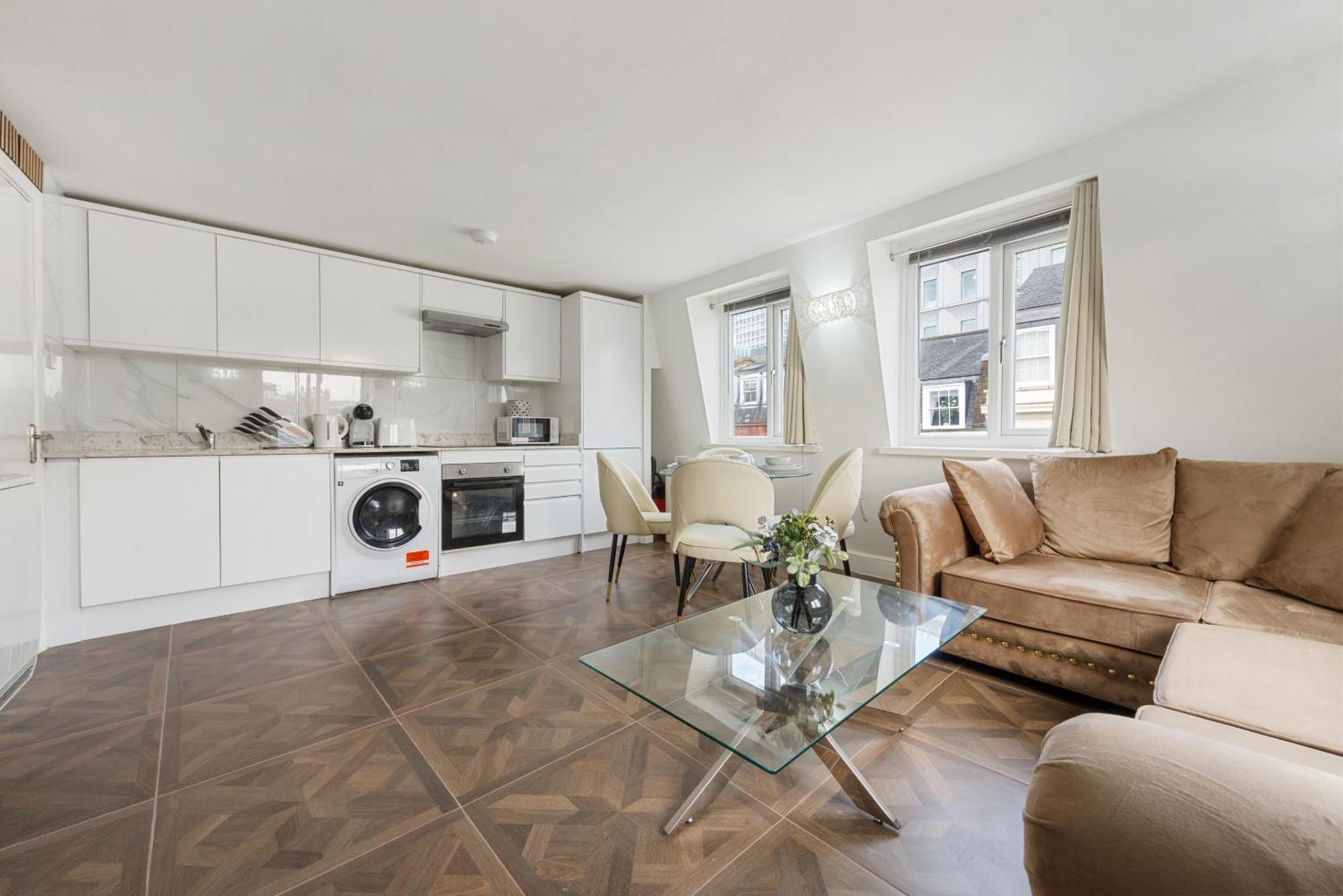 Stylish 2 Bedroom In The Heart Of Soho Gs5 *