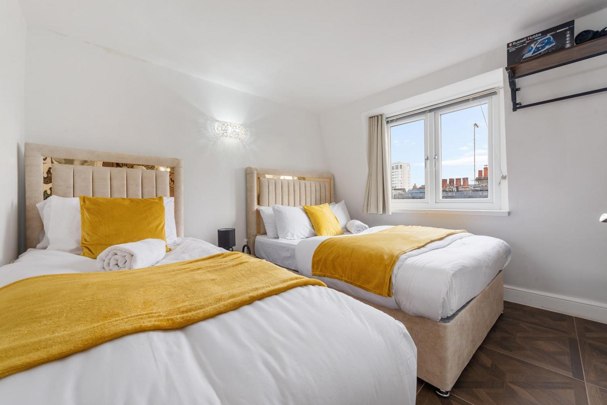 Stylish 2 Bedroom In The Heart Of Soho Gs5 Apartment London