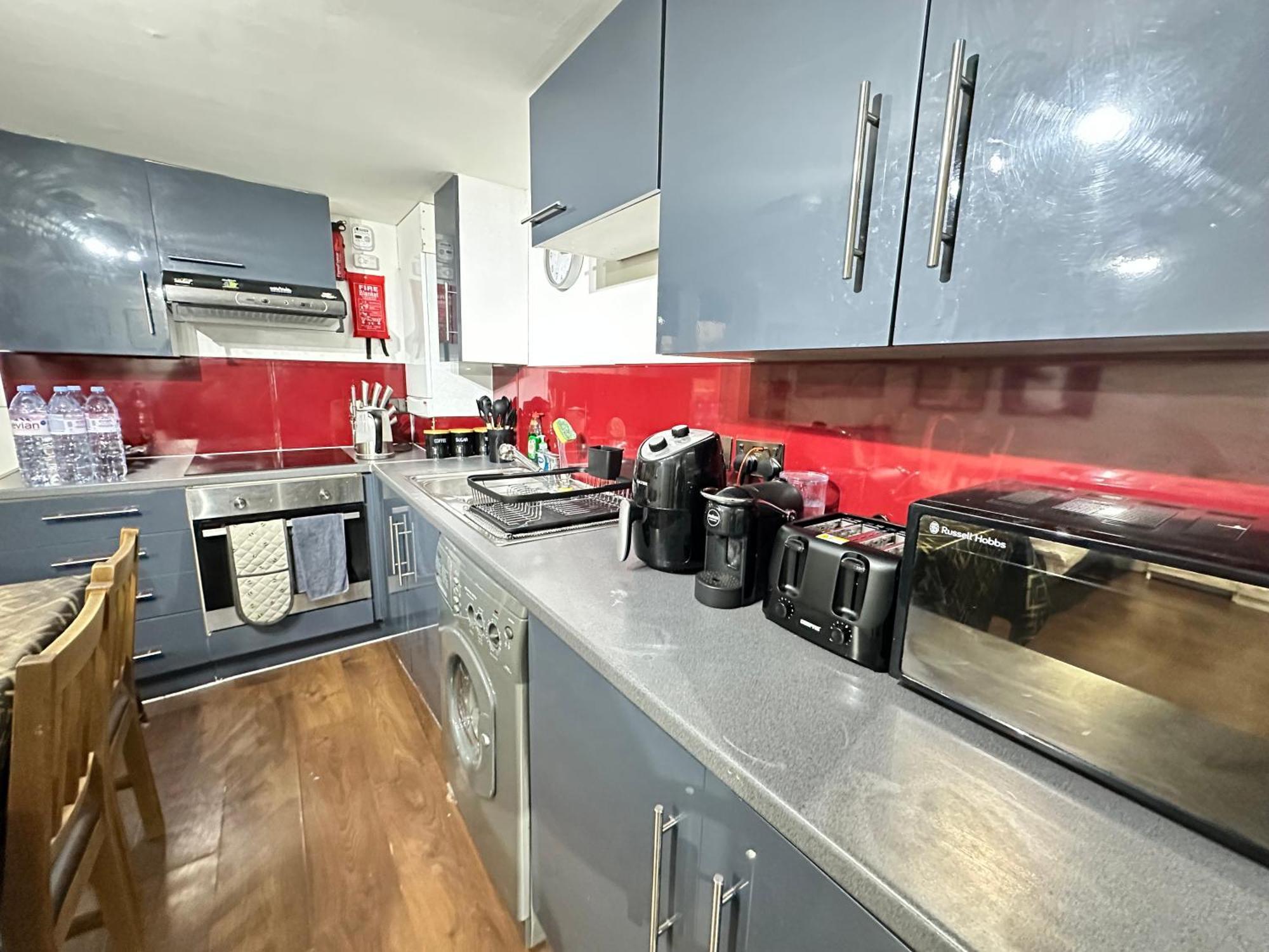 Cozy Modern In The Heart Of London