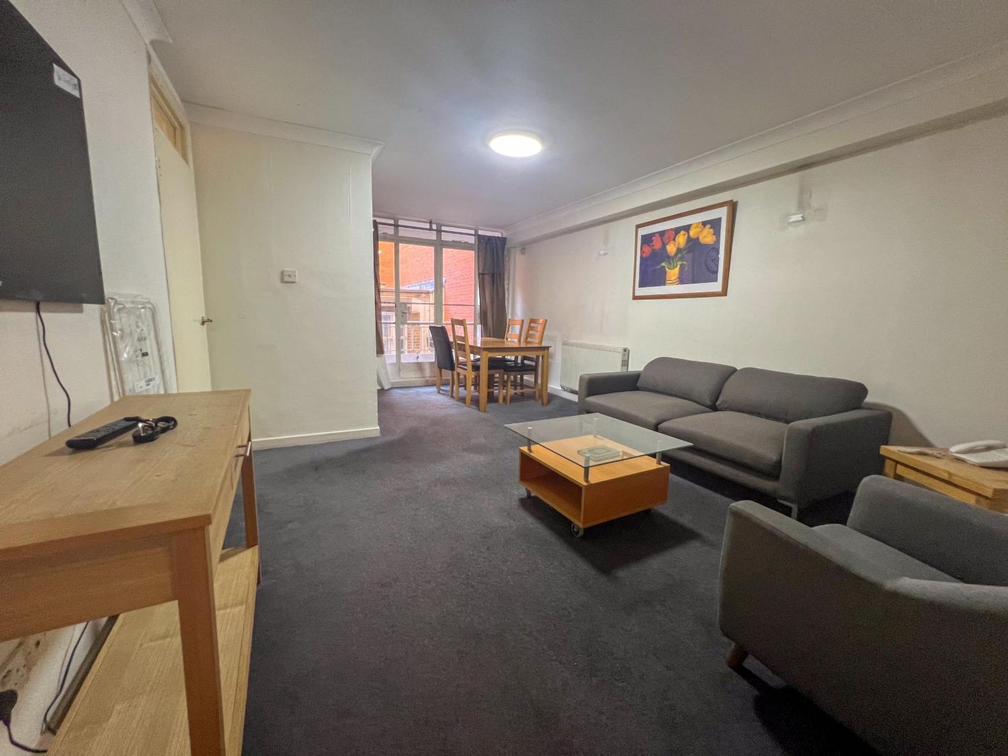 Exquisite 2-bedroom Luxury In Prestigious Mayfair H3 *