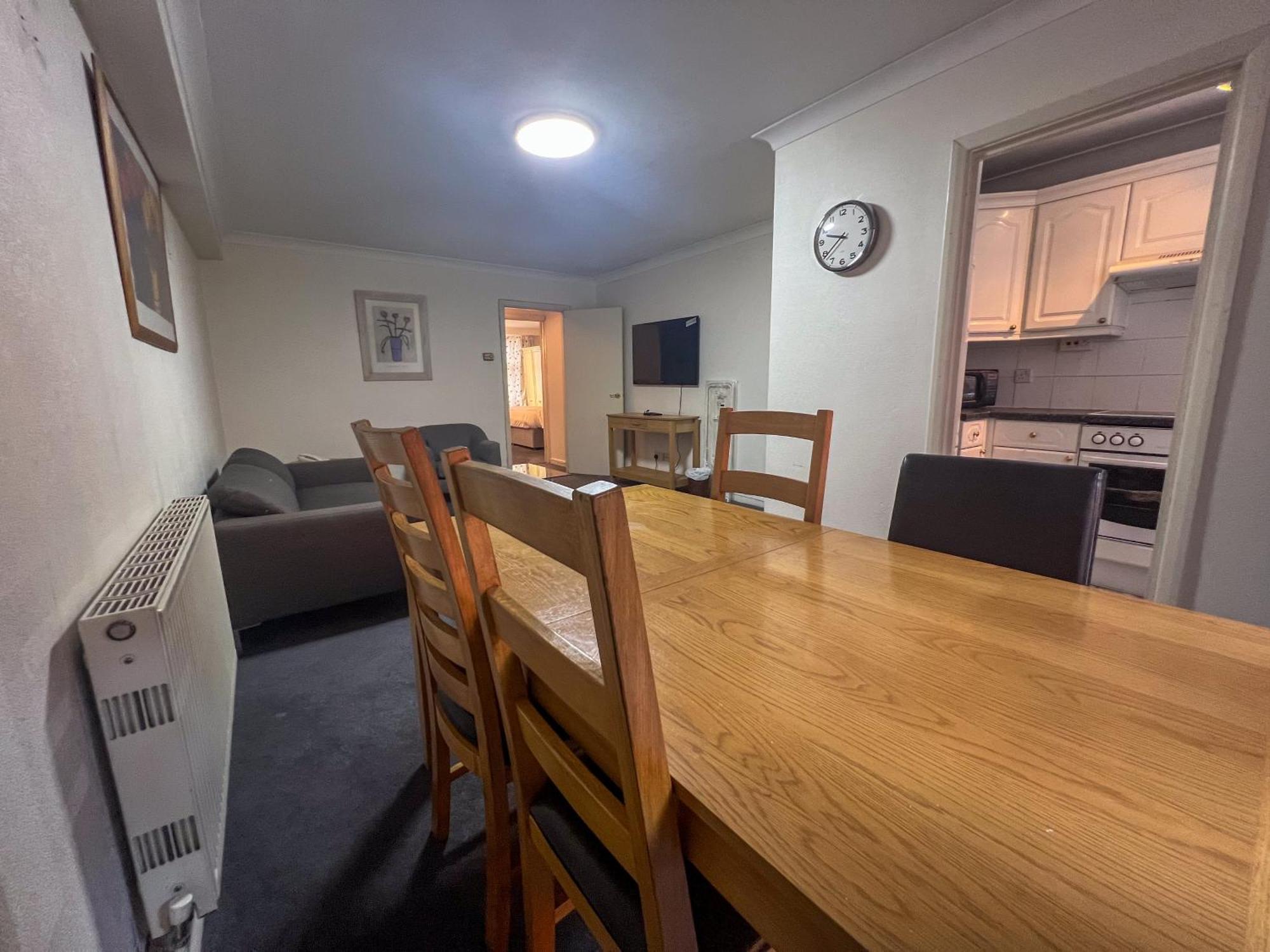 Exquisite 2-bedroom Luxury In Prestigious Mayfair H3 London