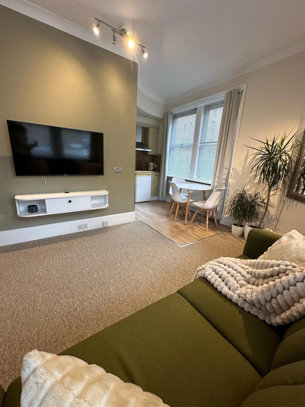 Luxury 1 Bed In The Heart Of Fulham London