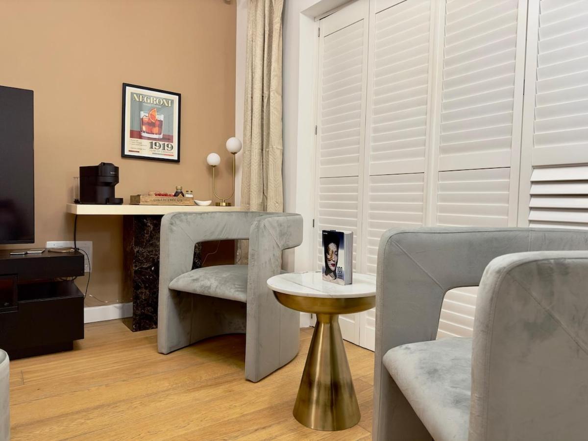 Royal City Of Park Royal Apartment *