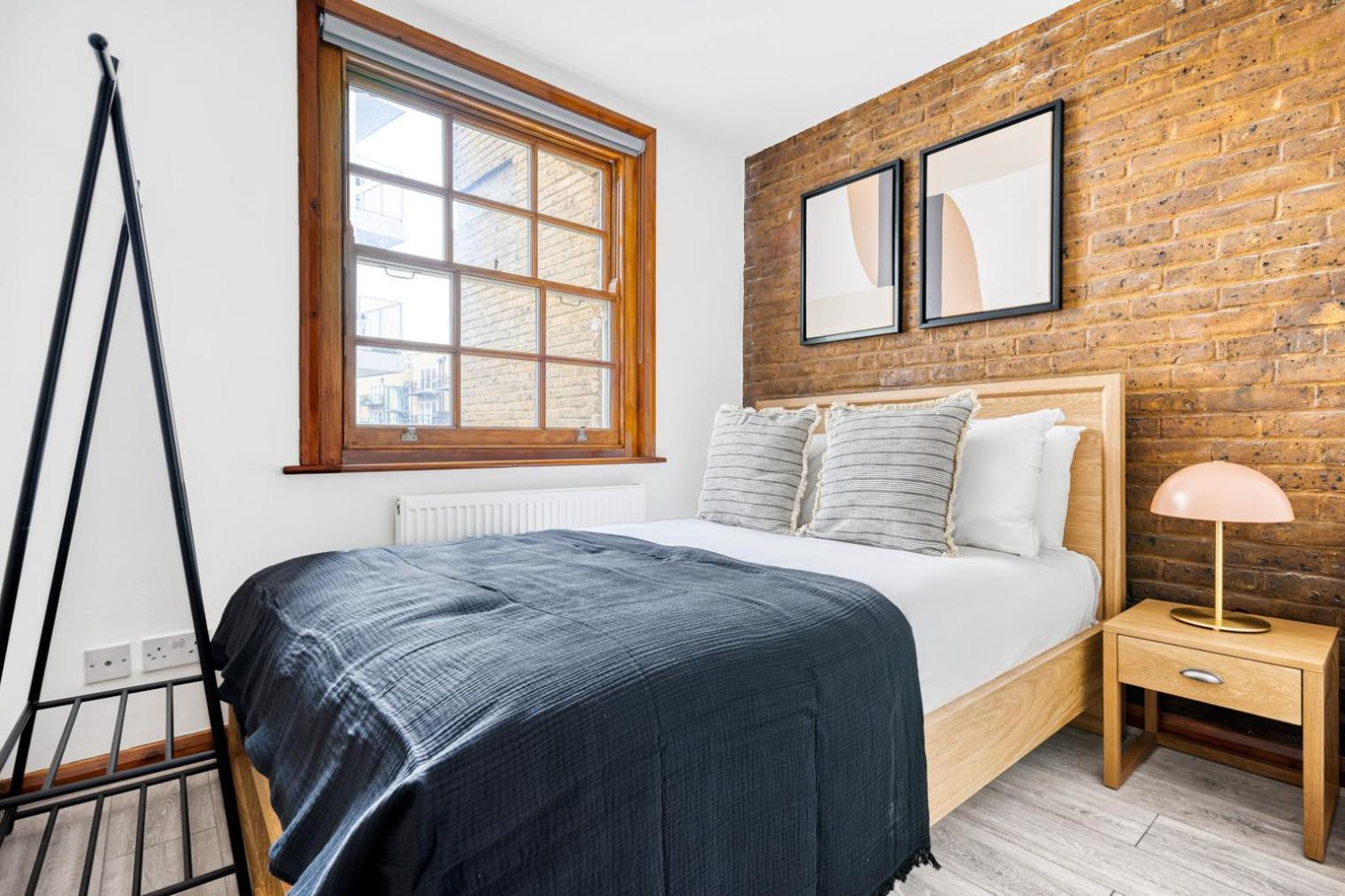 Blueground Shoreditch Furnished Open Plan Lon-117 London