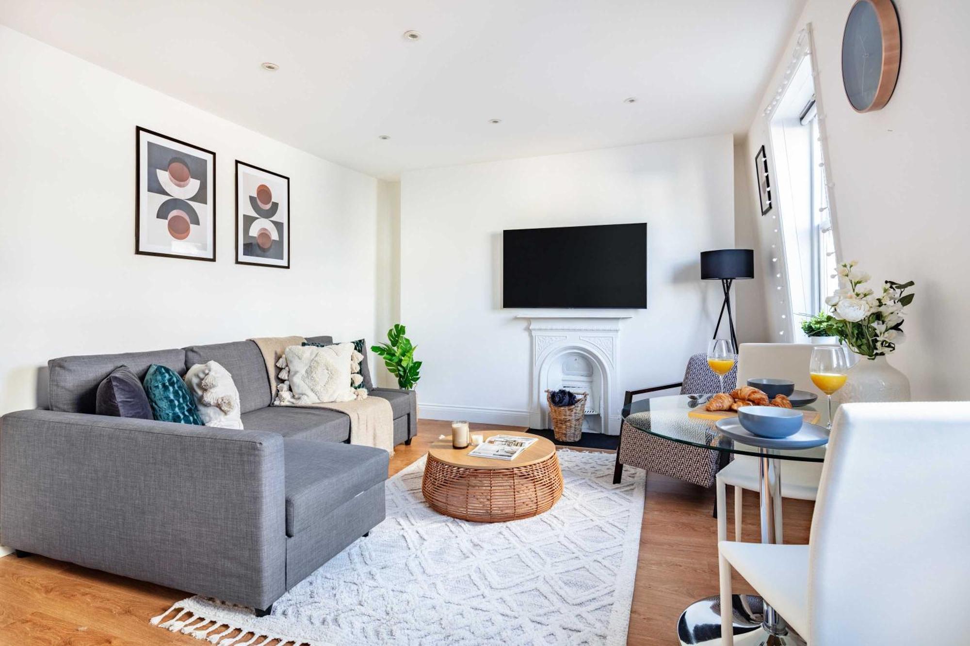 Bnbnova - Fitzrovia With Balcony Near Oxford Circus *