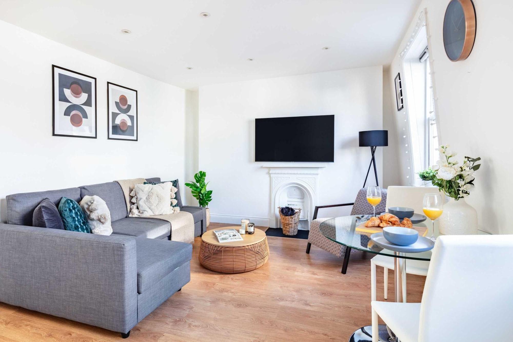 Apartment Bnbnova - Fitzrovia With Balcony Near Oxford Circus London