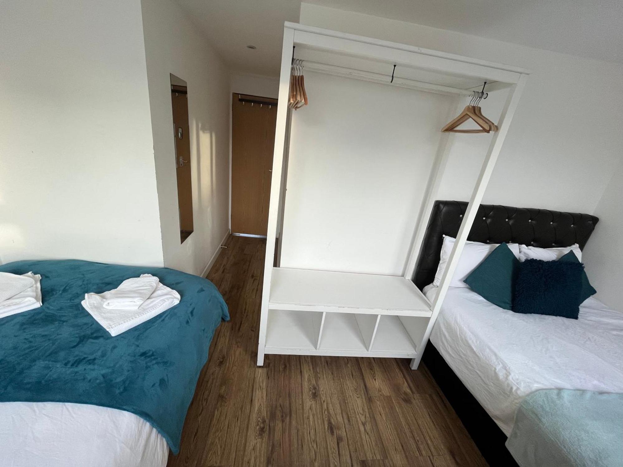 Euston Private Bedrooms 119a 4-7 Homestay *