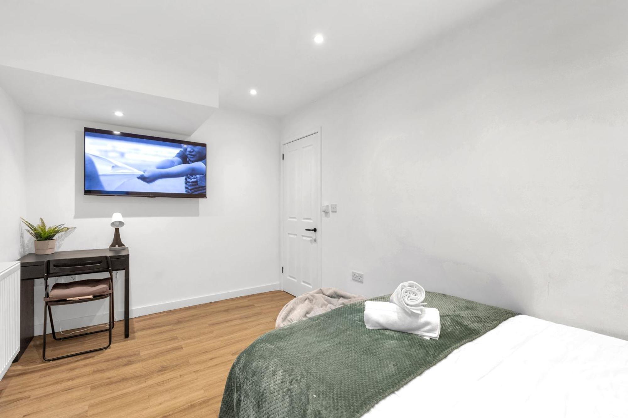 Guest house Kensington With Private Bathroom & Garden *