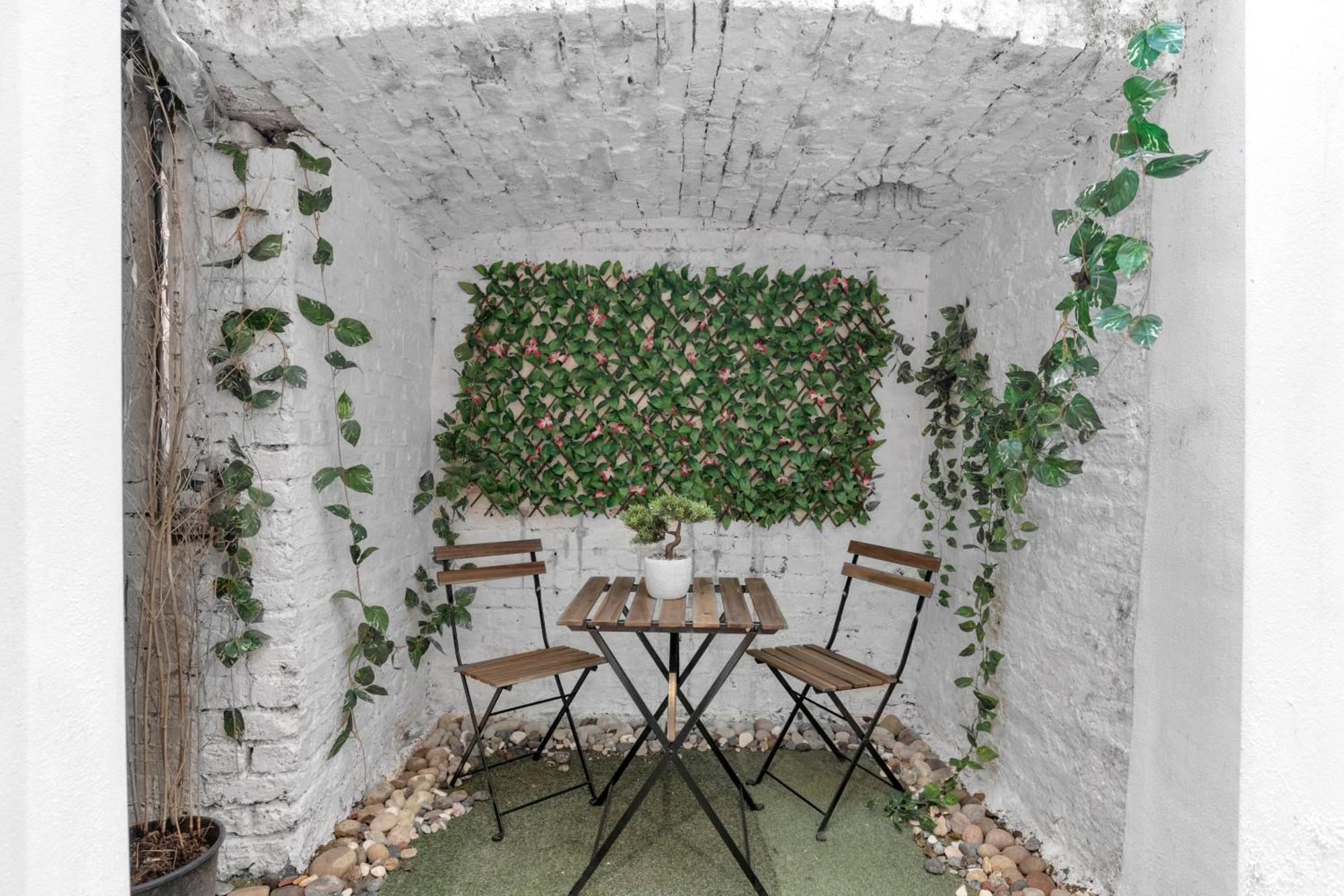 Guest house Kensington With Private Bathroom & Garden