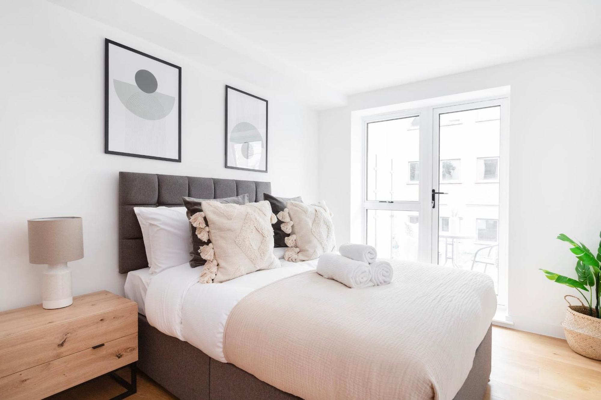 Appartement Bnbnova - Fitzrovia With Balcony Londen