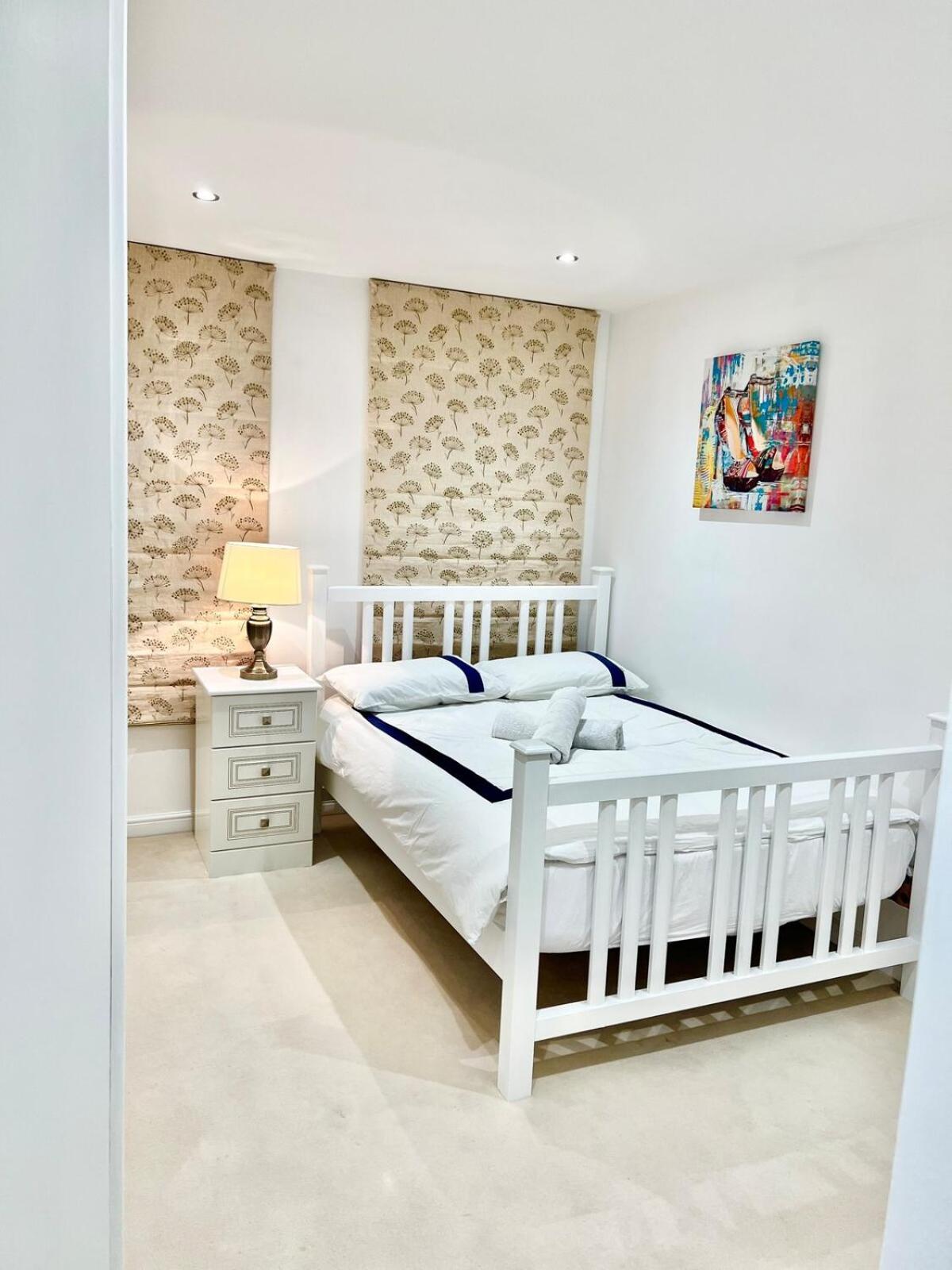 Modern Central Apartment London